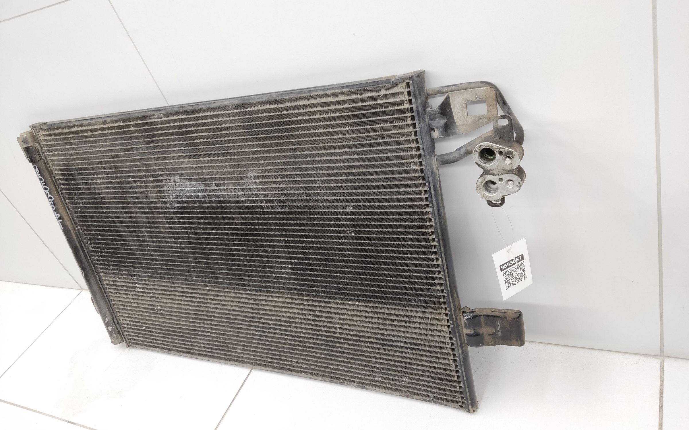 Радиатор кондиционера Volkswagen Transporter T5