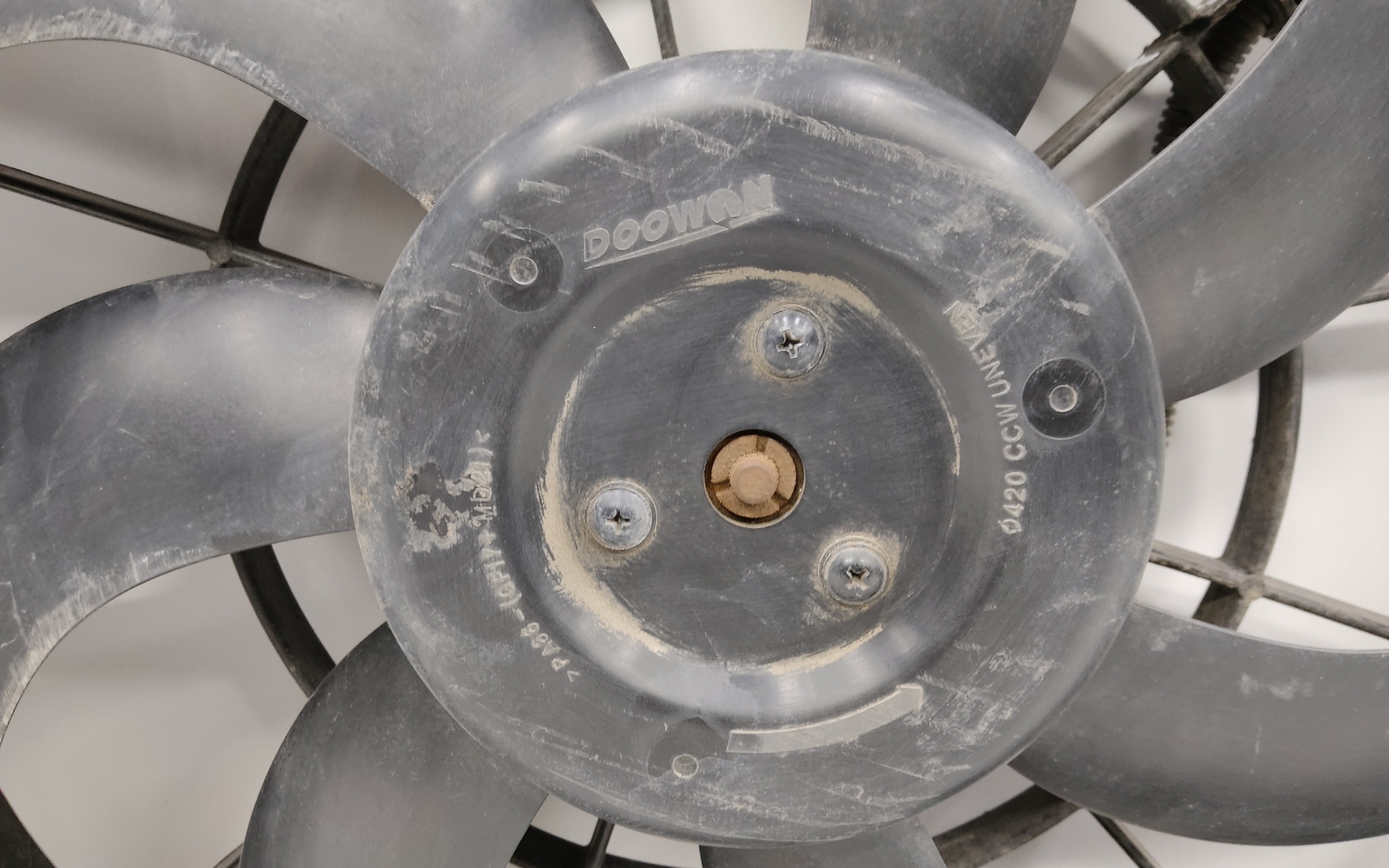 Диффузор вентилятора радиатора Hyundai Creta 2