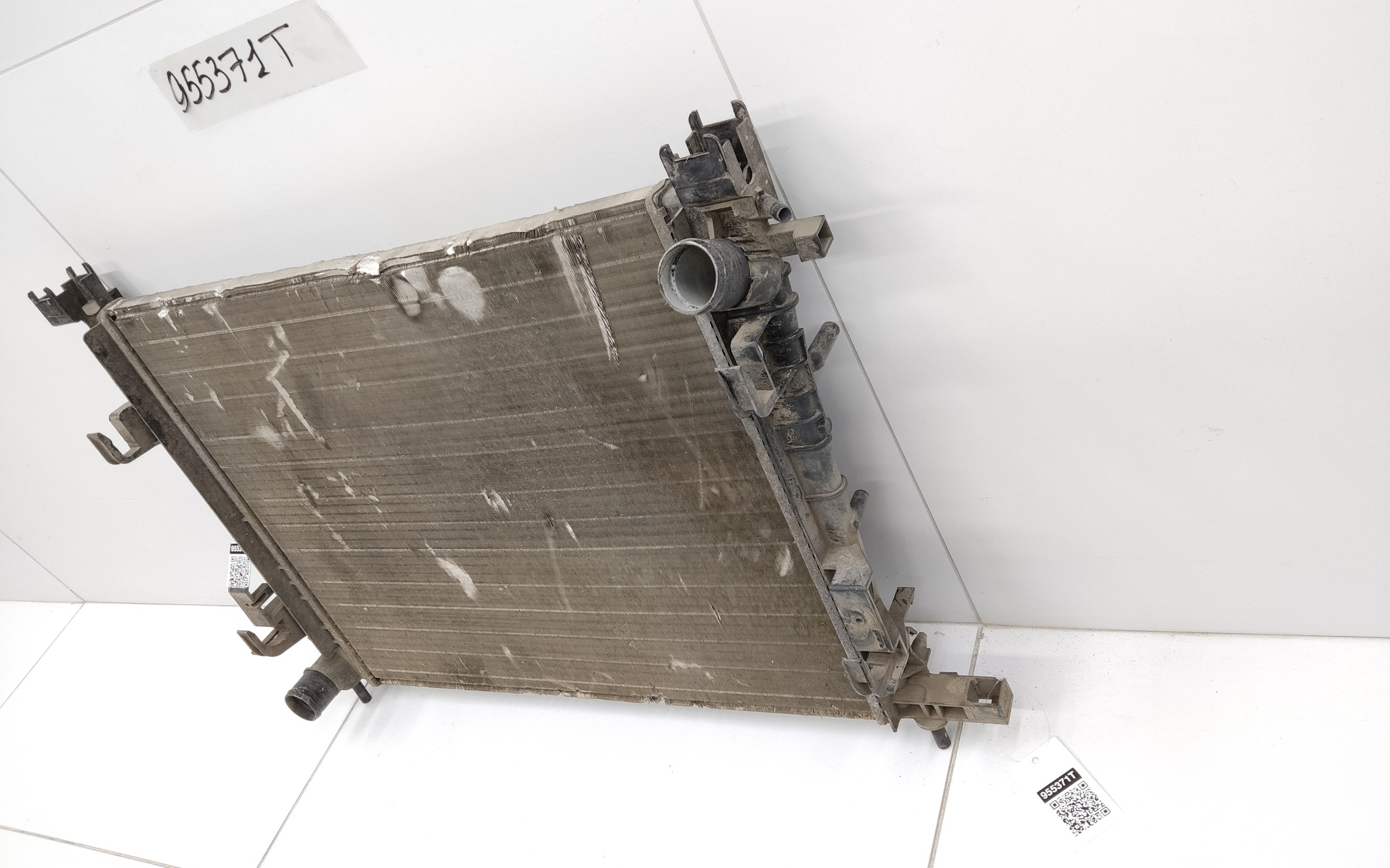 Радиатор охлаждения двигателя Renault Logan 2 MT/AT