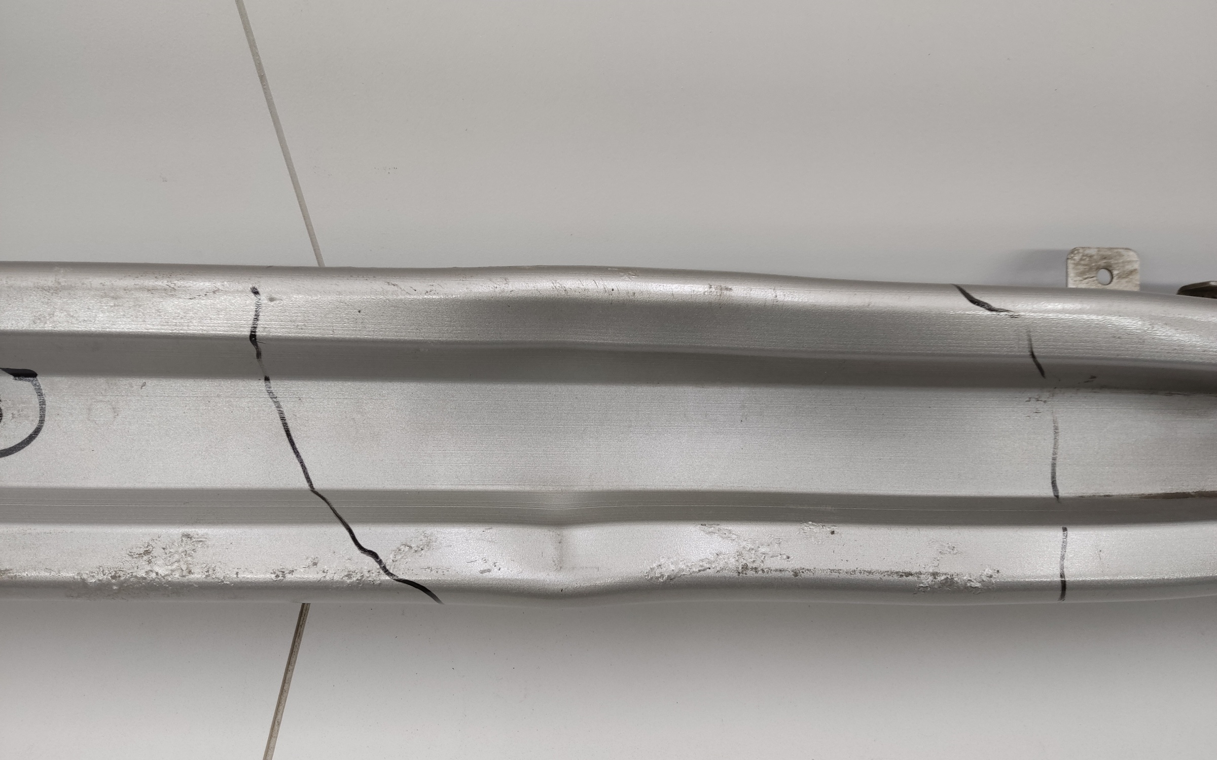 Усилитель переднего бампера Volvo S80 2