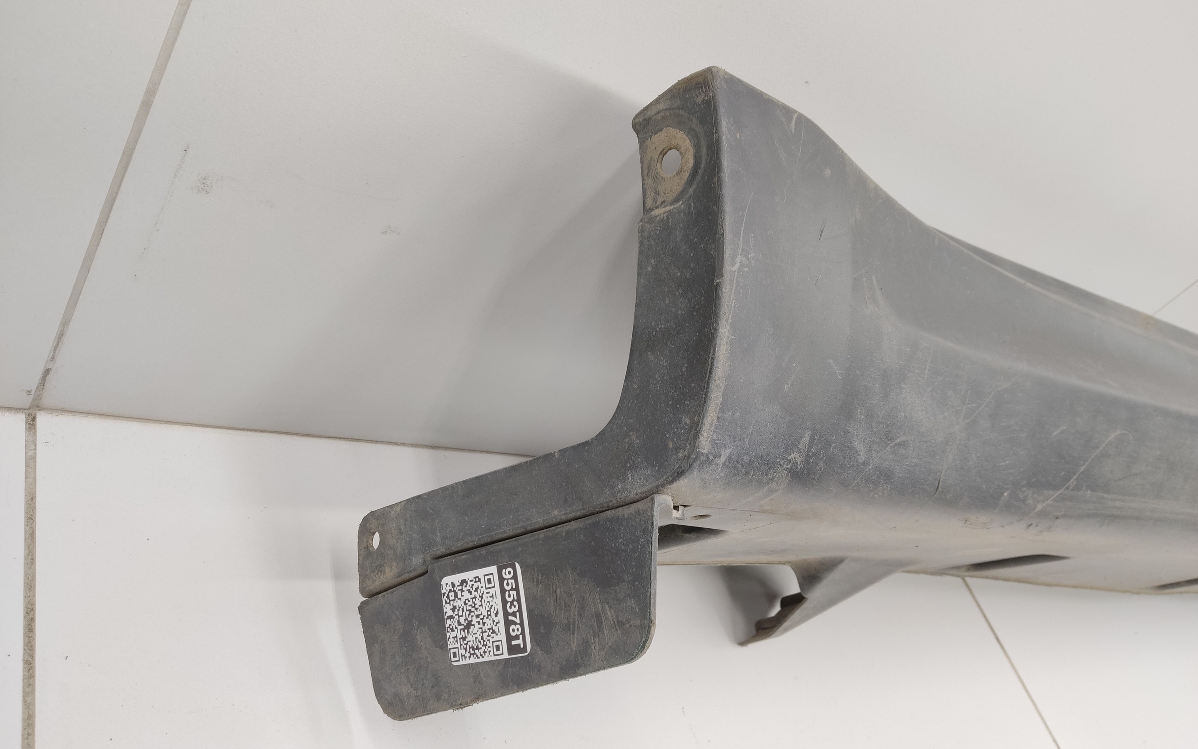 Накладка порога правого Suzuki Vitara 2