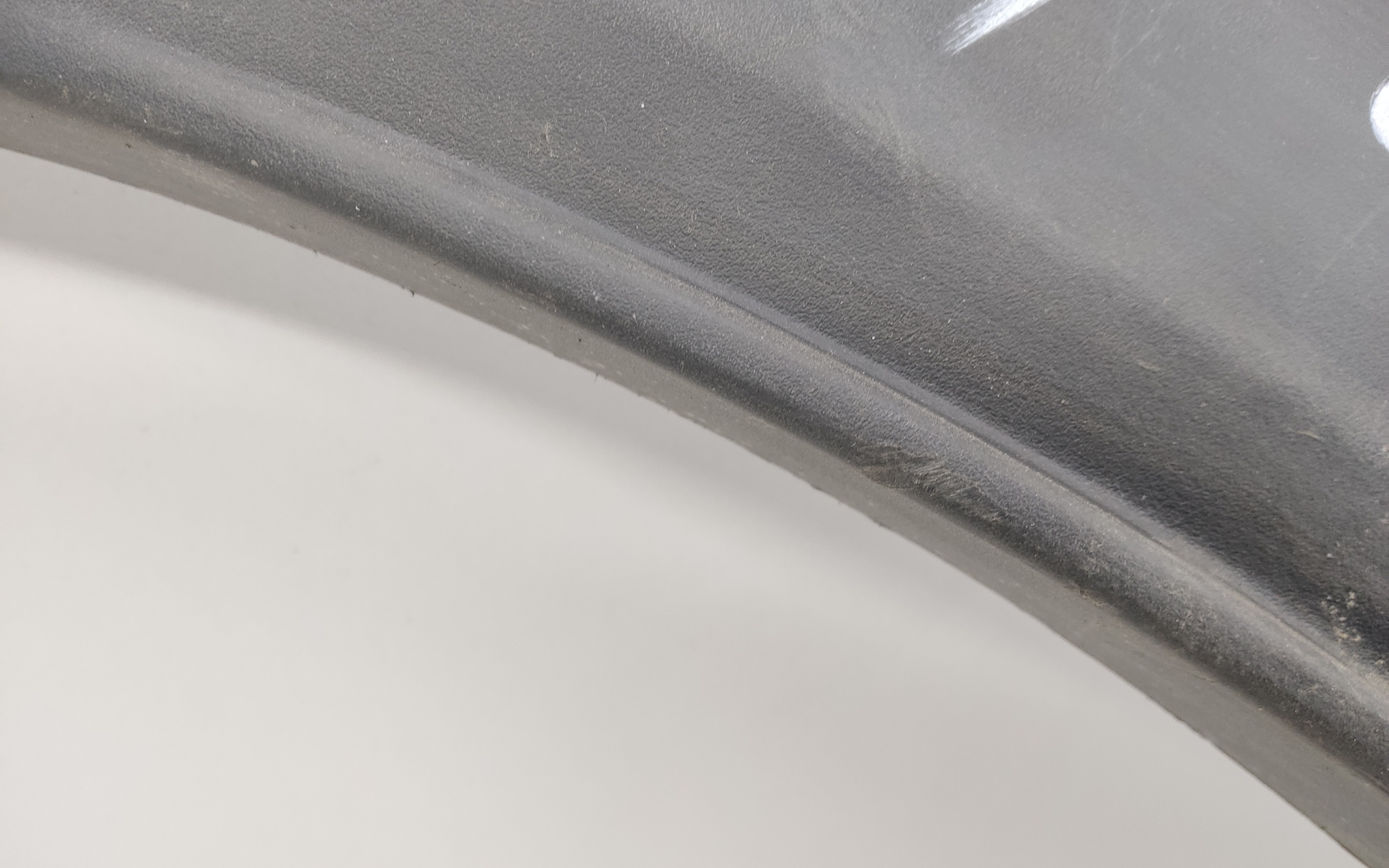 Накладка крыла заднего левого Geely Monjaro