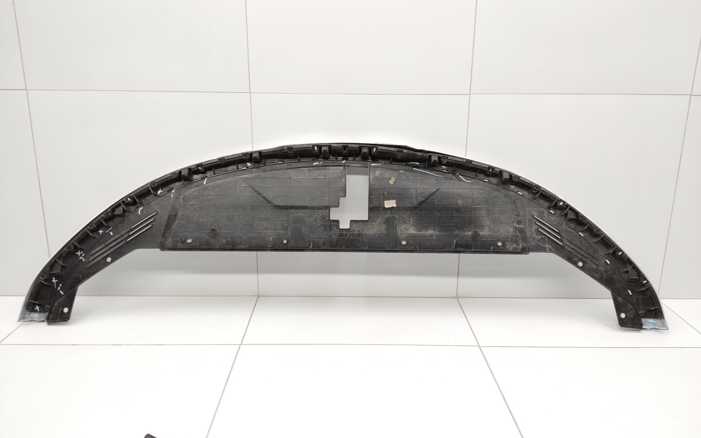 Накладка передней панели Kia Sorento 4