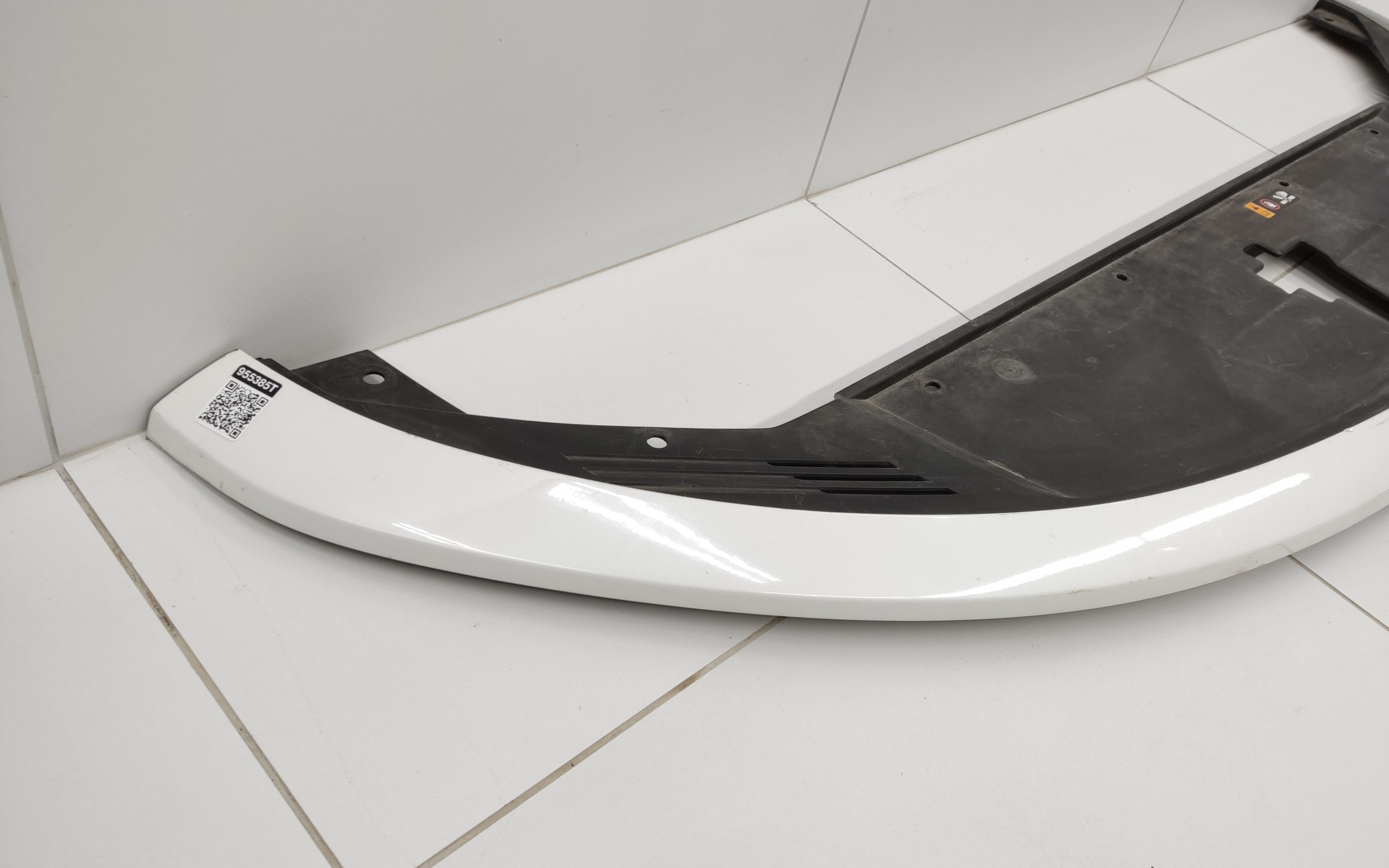 Накладка передней панели Kia Sorento 4