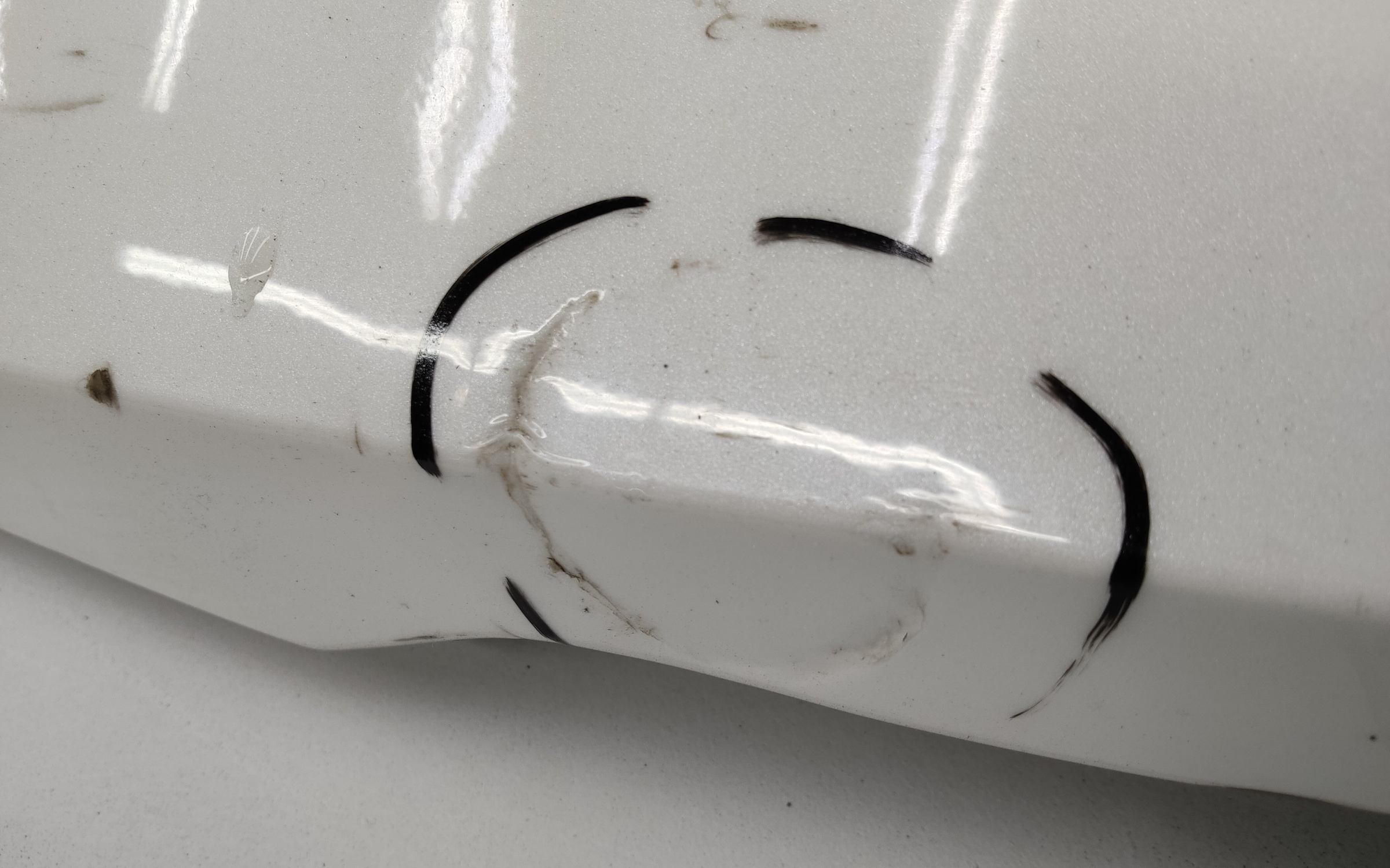 Накладка передней панели Kia Sorento 4