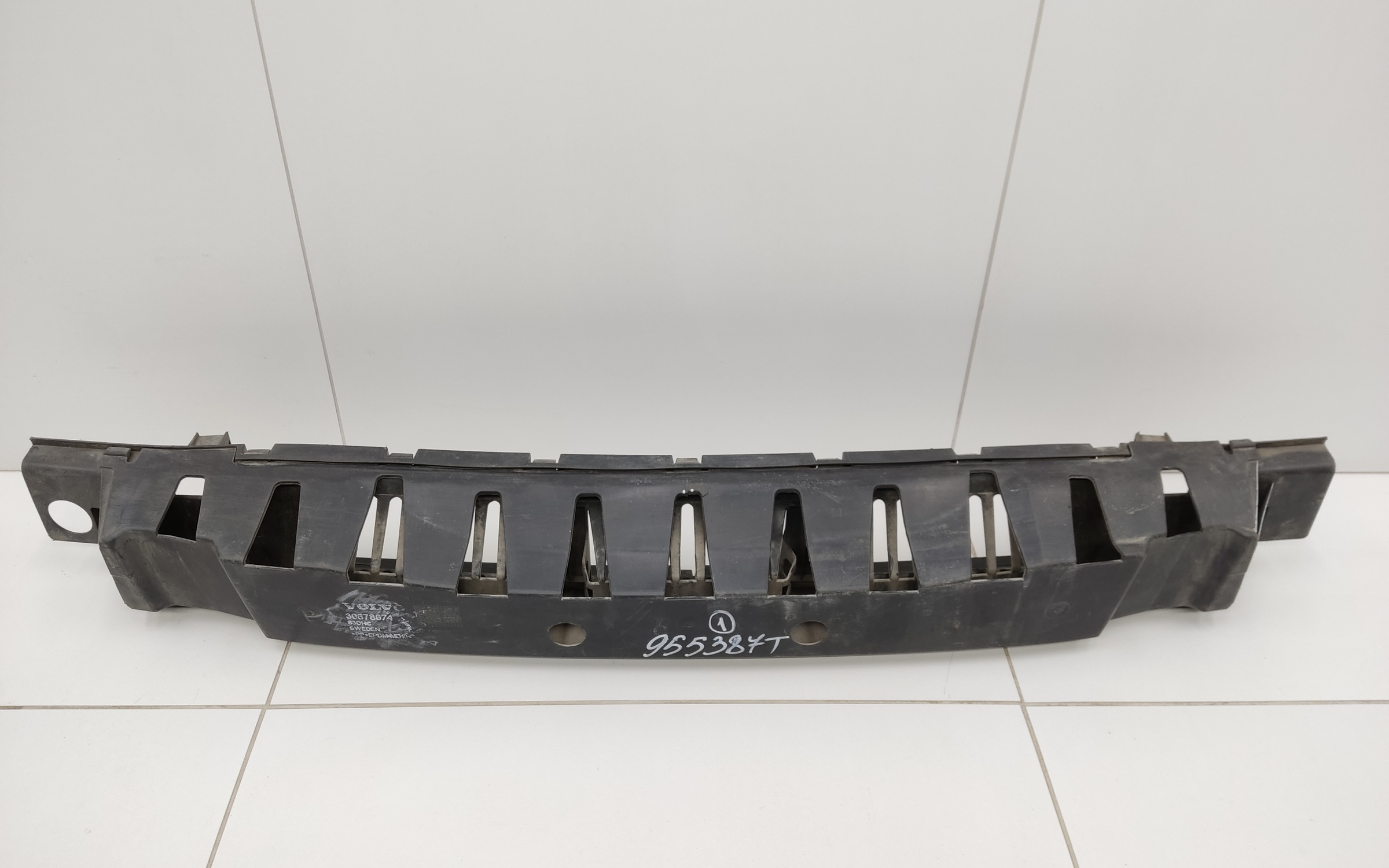 Абсорбер переднего бампера  Volvo XC70 2