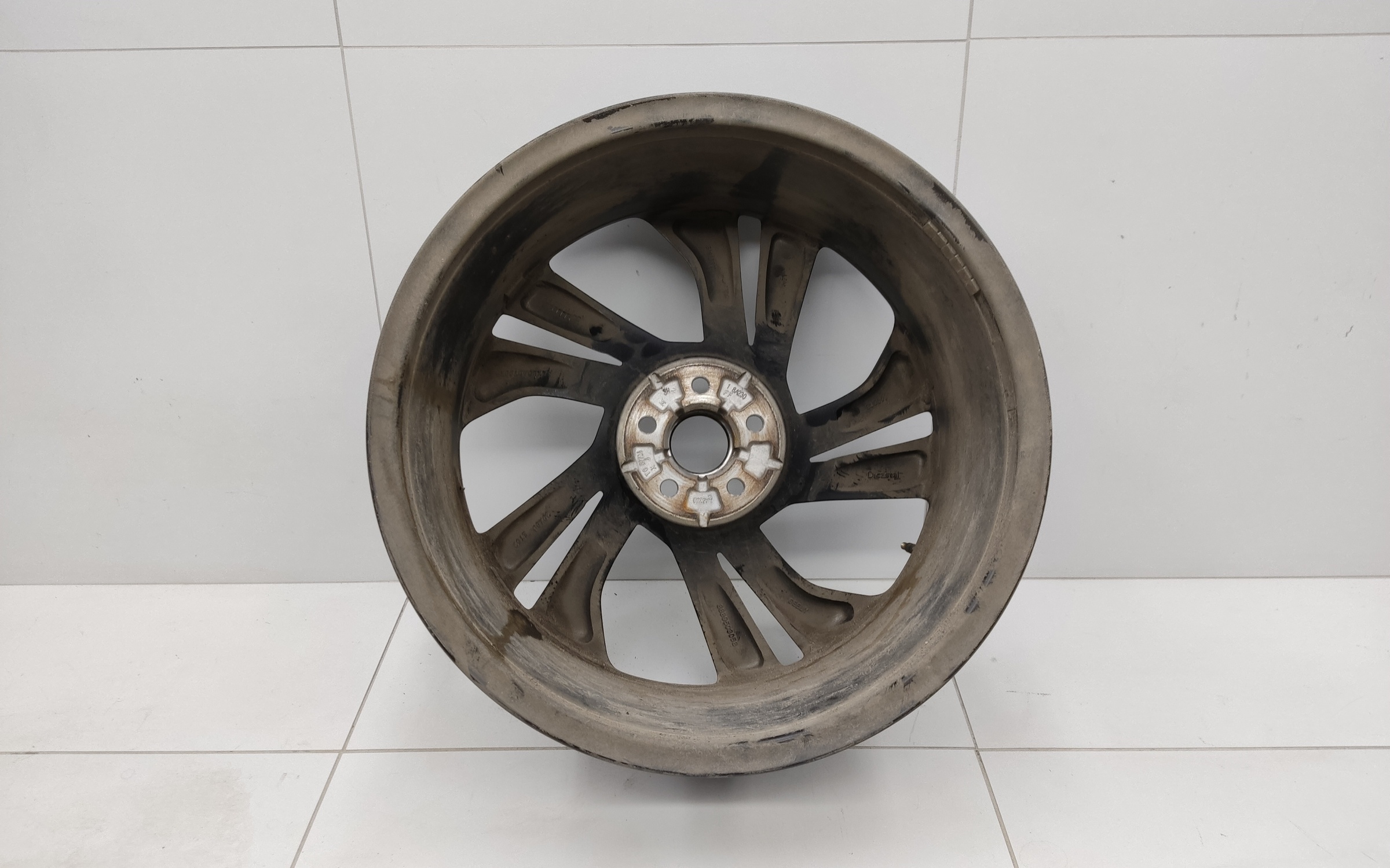 Диск колеса литой Geely Monjaro R20