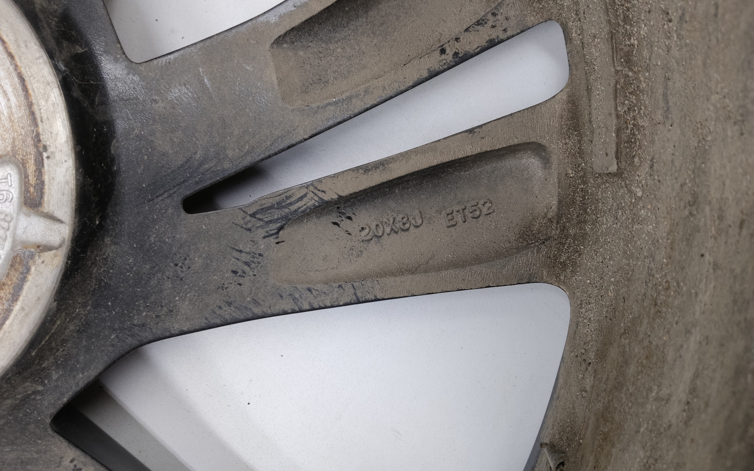 Диск колеса литой Geely Monjaro R20