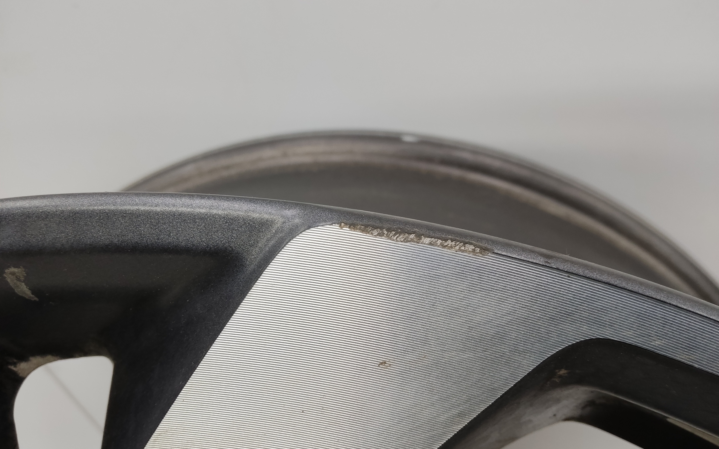 Диск колеса литой Geely Monjaro R20