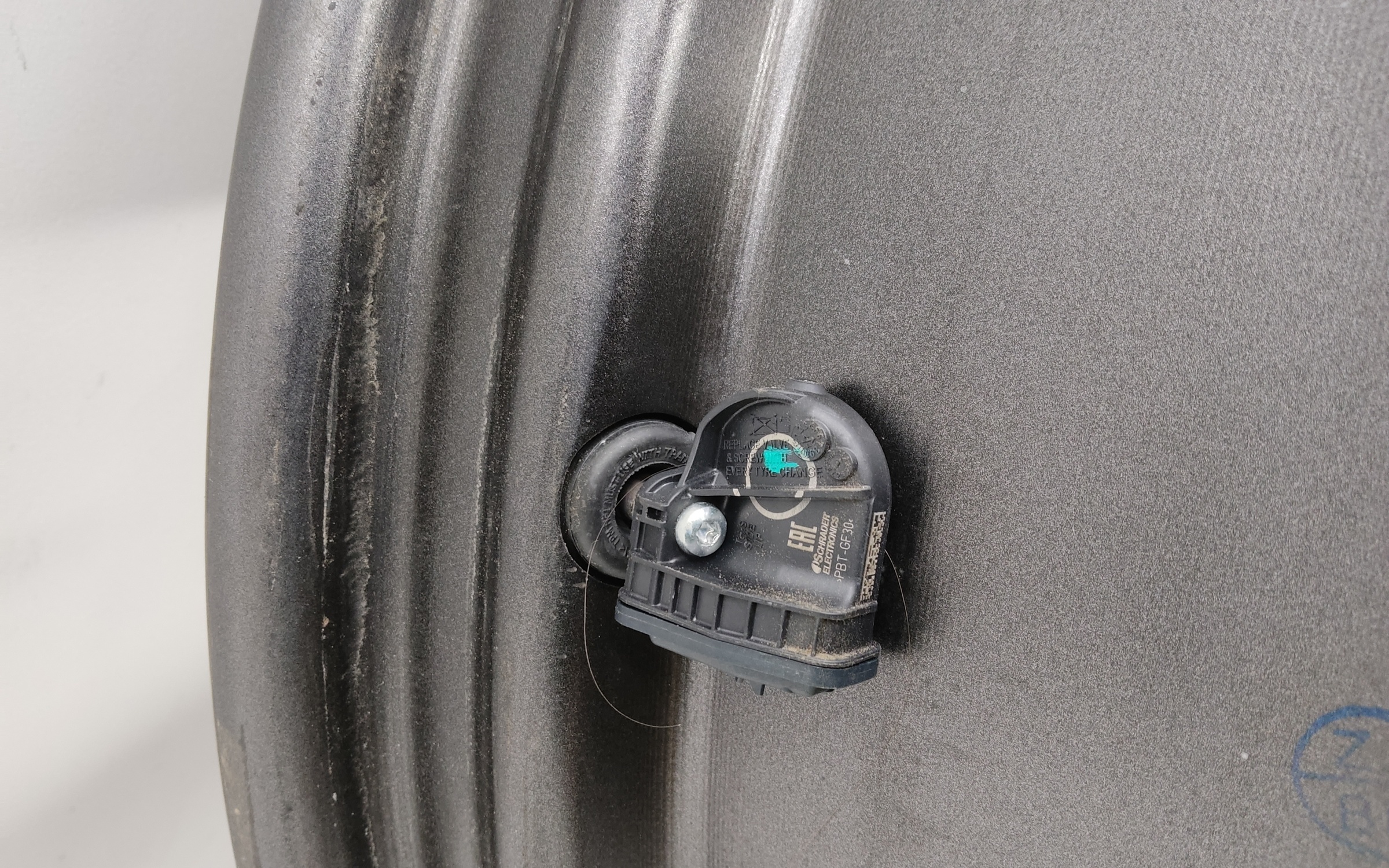 Диск колеса литой Geely Monjaro R20