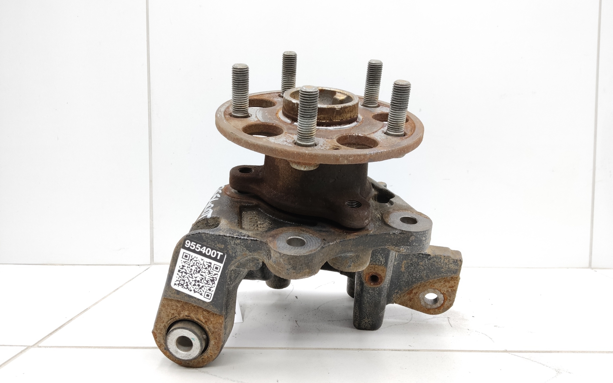 Кулак задний левый Geely Cityray