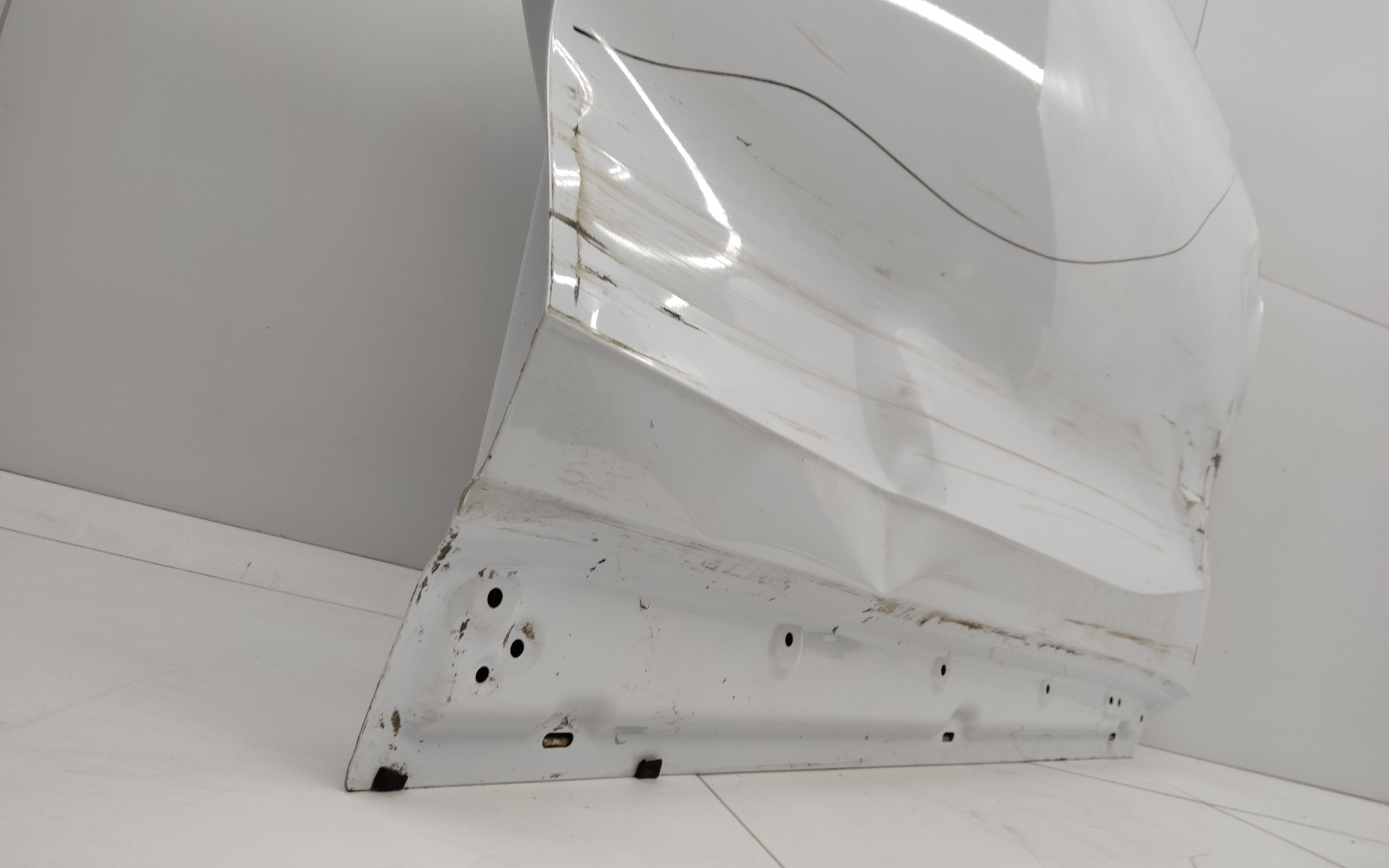 Дверь передняя правая Geely Monjaro