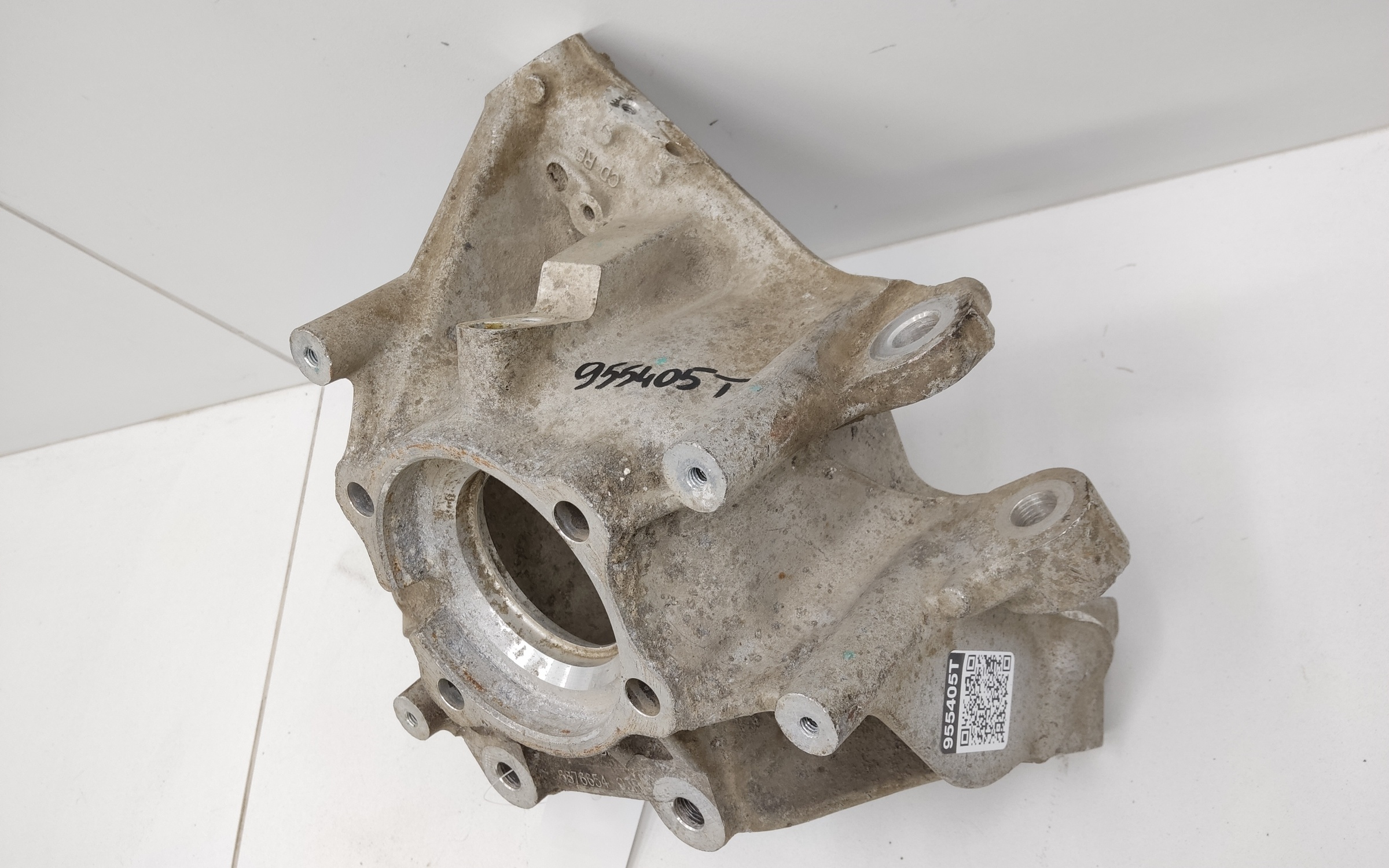 Кулак задний правый BMW X5 G05