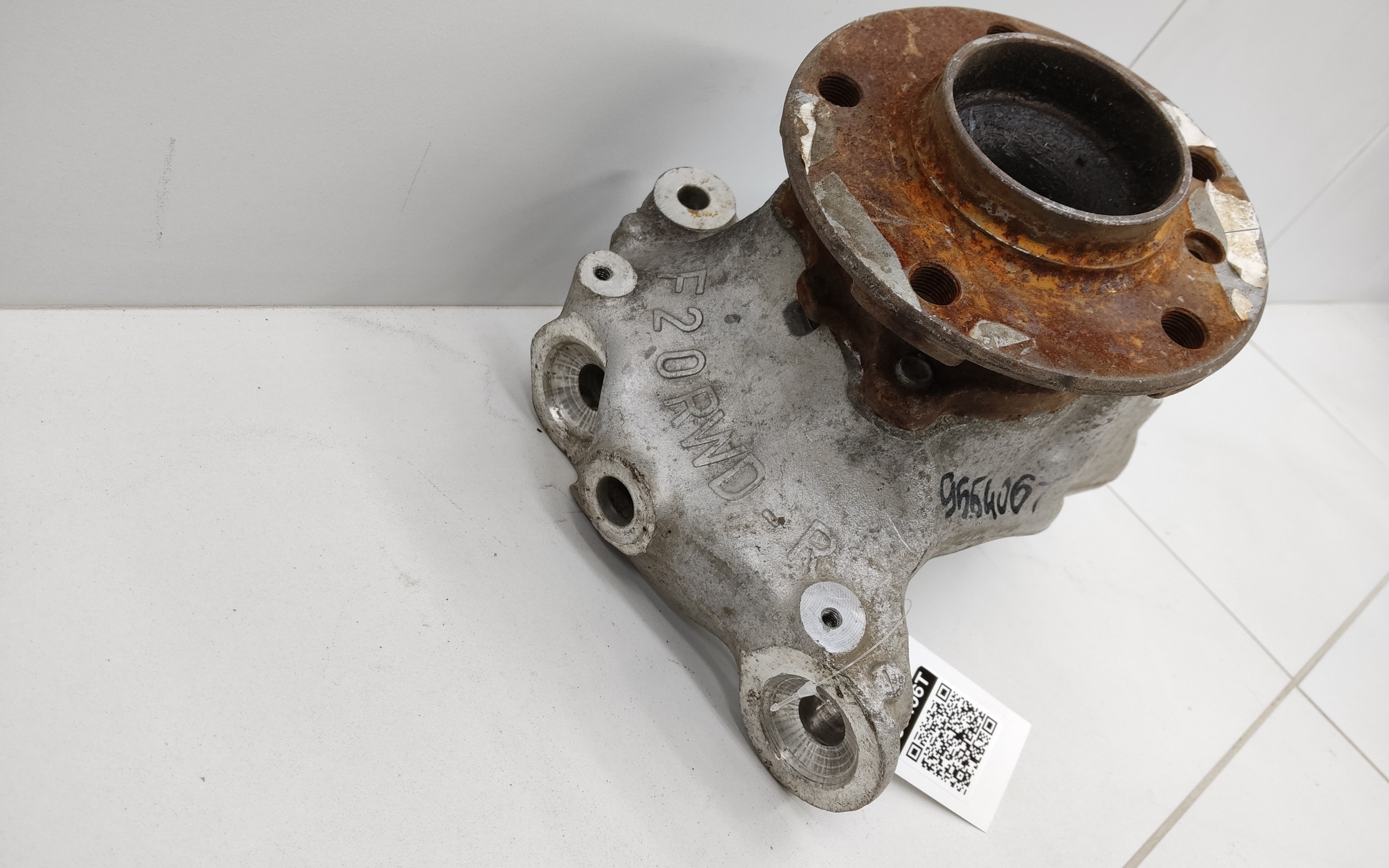 Кулак поворотный передний правый BMW 1er F20