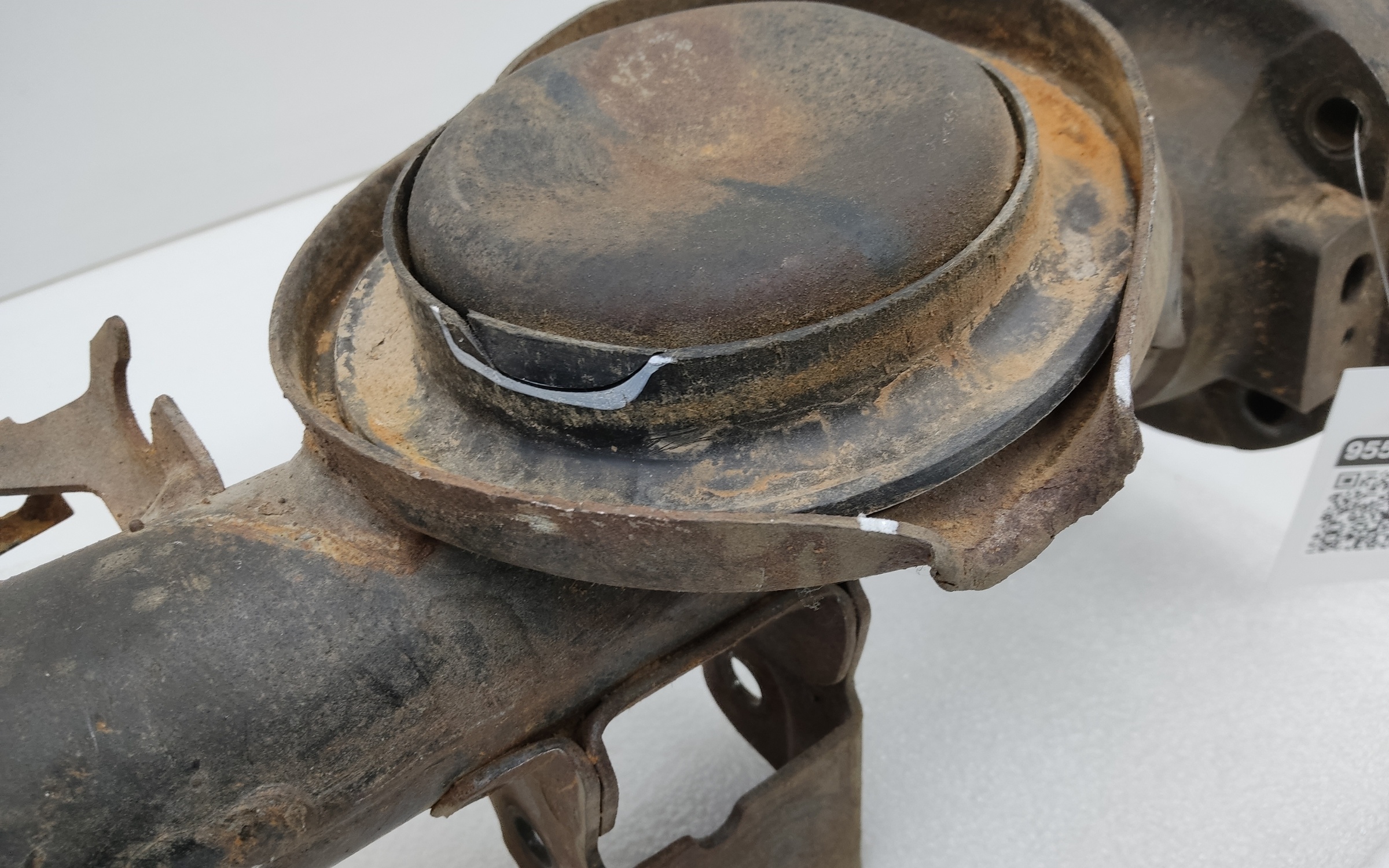 Балка заднего моста "чулок" Нива 21214