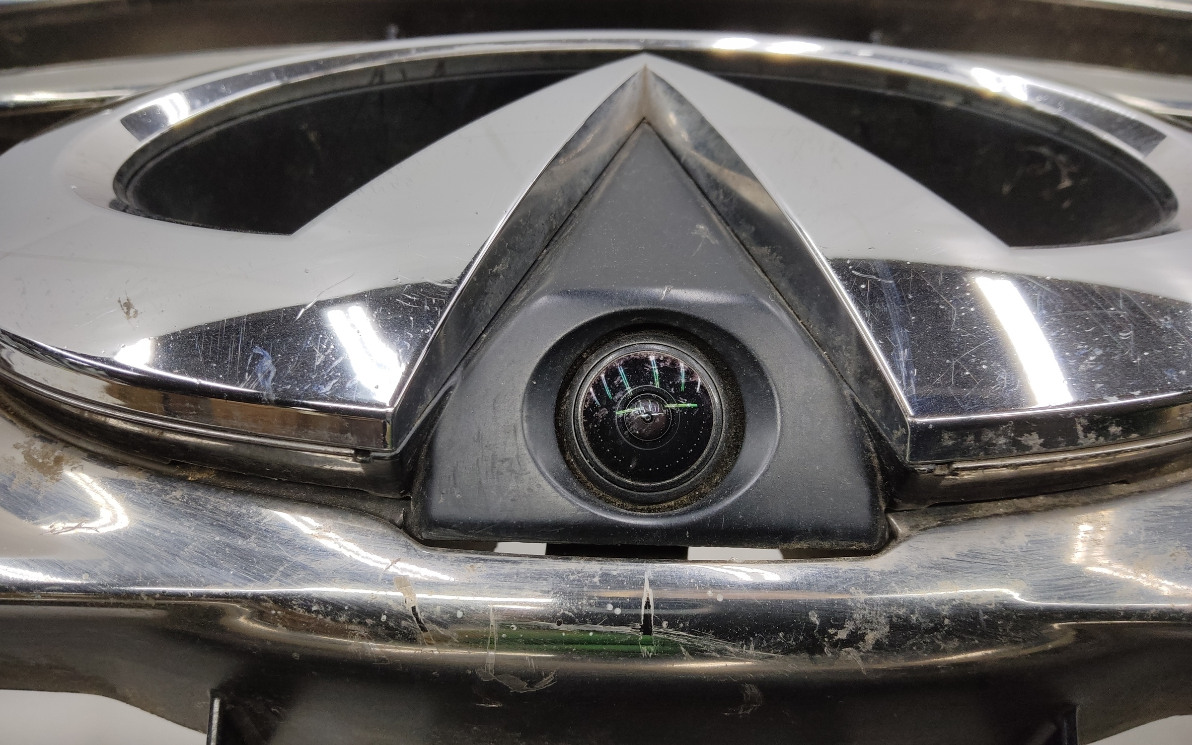 Решетка радиатора Infiniti QX56 2