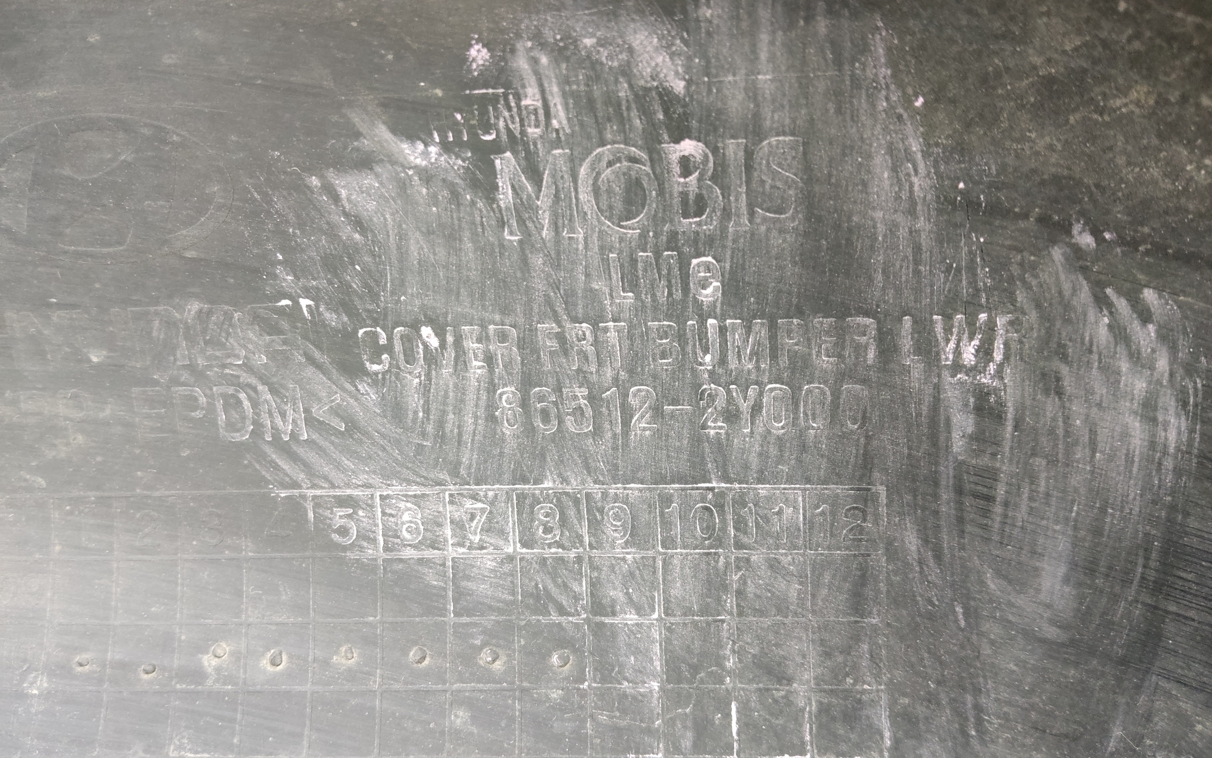 Юбка переднего бампера Hyundai IX35 Restail