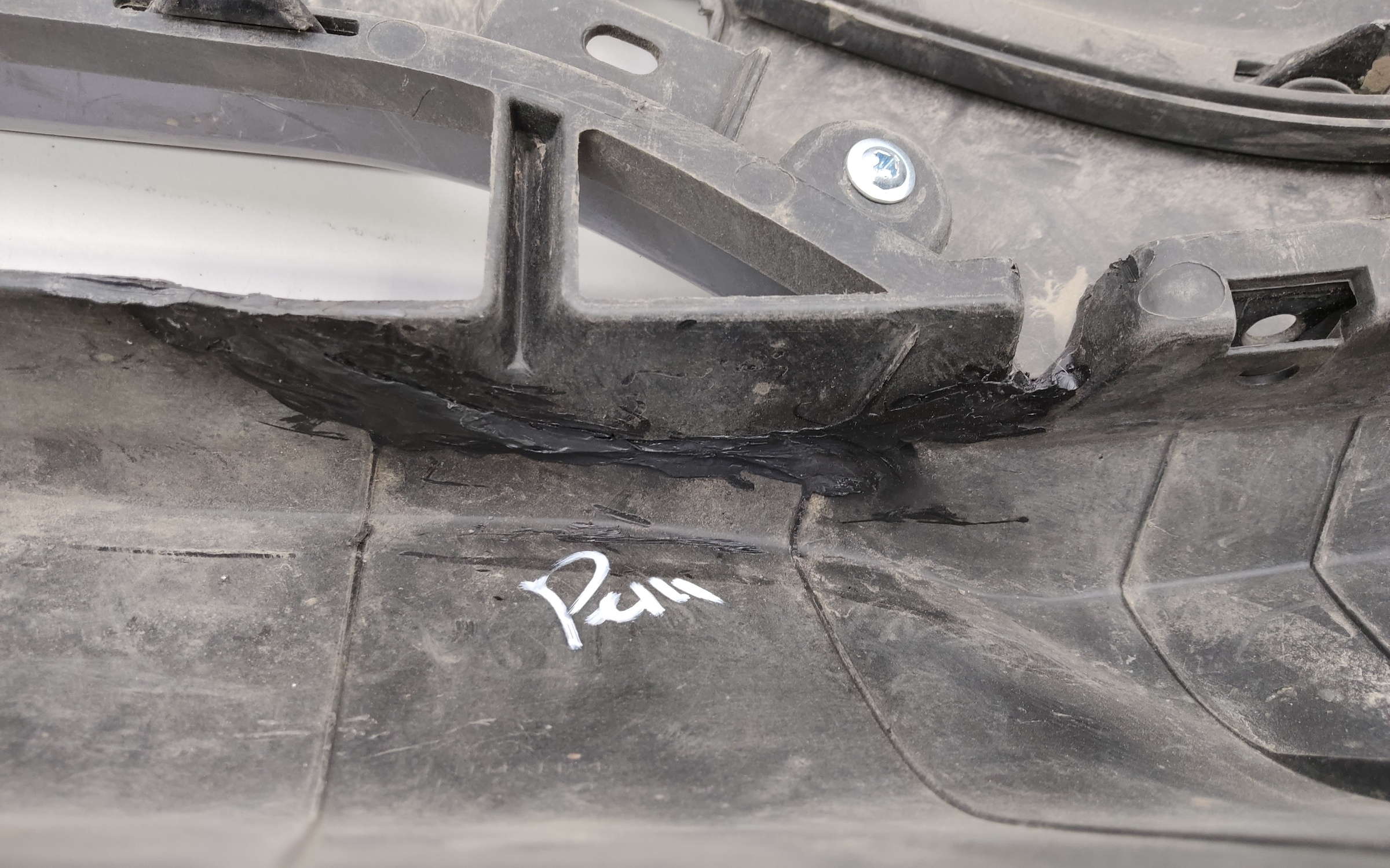 Бампер передний Kia Sportage 3