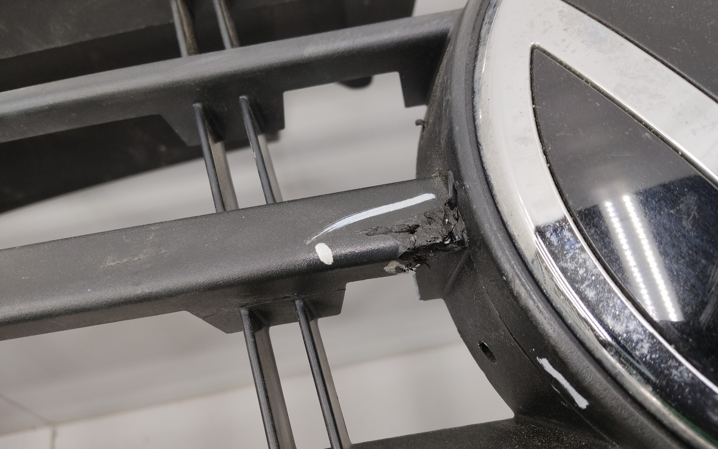 Бампер передний Volkswagen Polo 6 Liftback