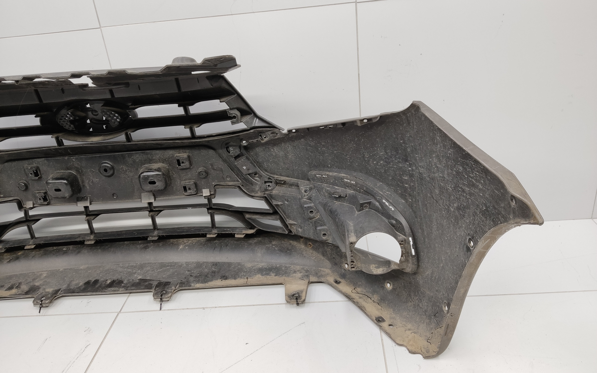 Бампер передний Lada Granta Cross Restail