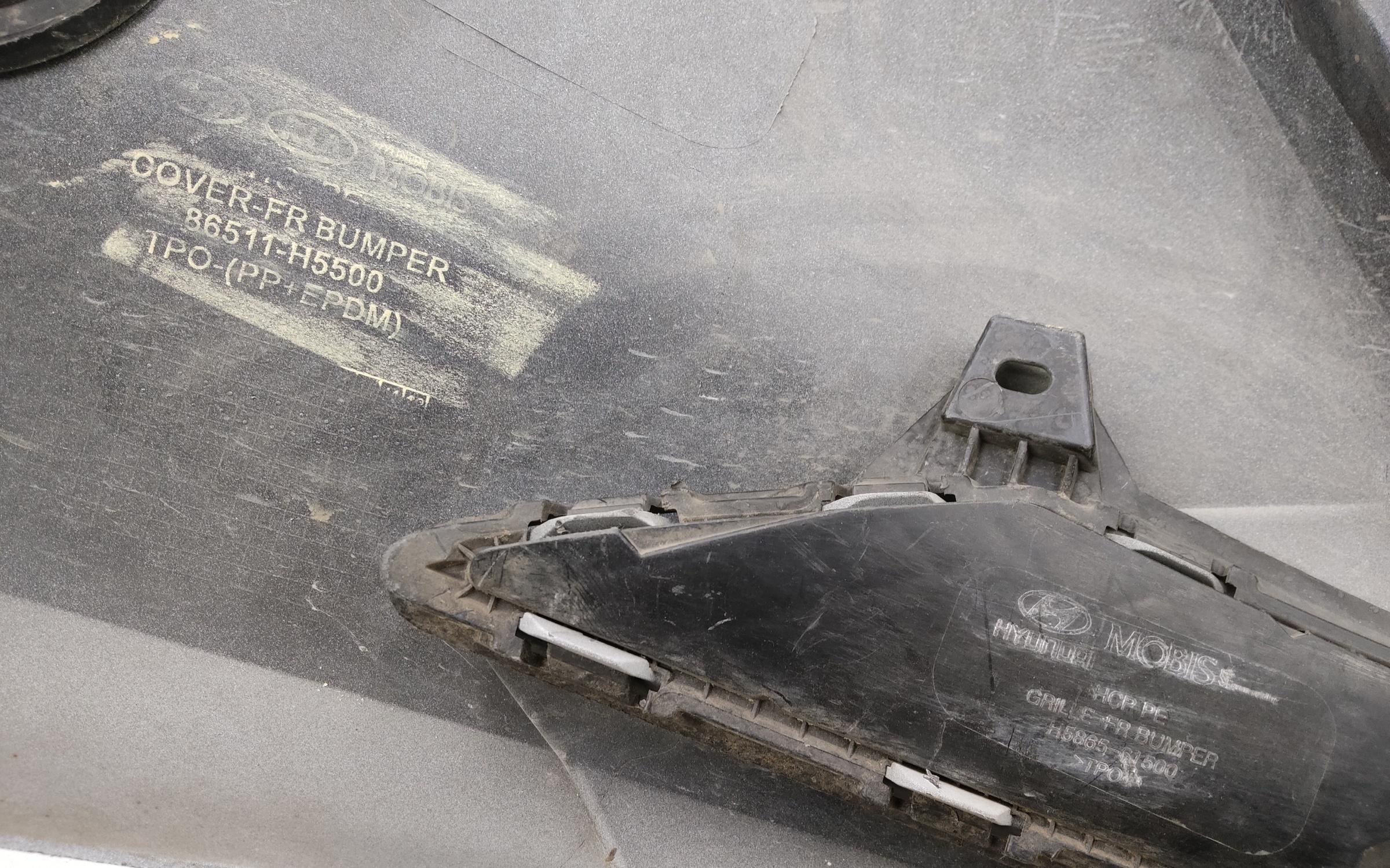 Бампер передний Hyundai Solaris 2 Restail