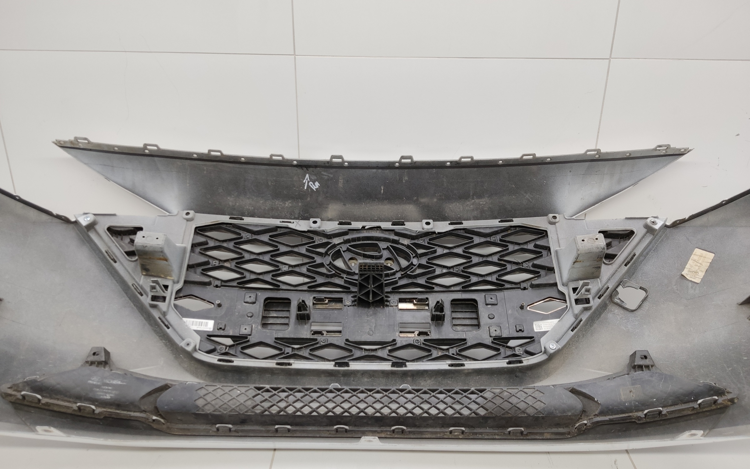 Бампер передний Hyundai Solaris 2 Restail