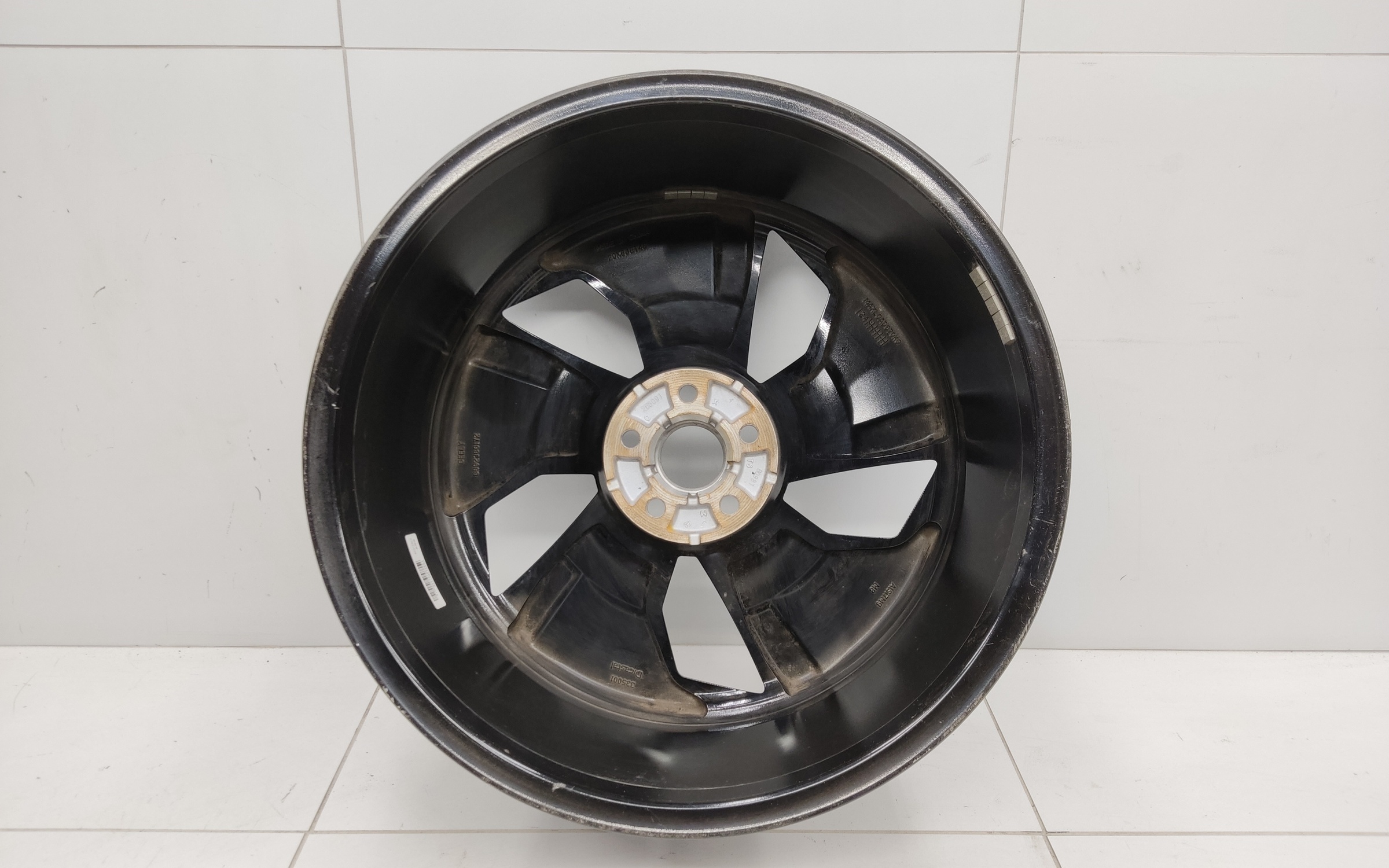 Диск колеса литой Geely Atlas 2 R20