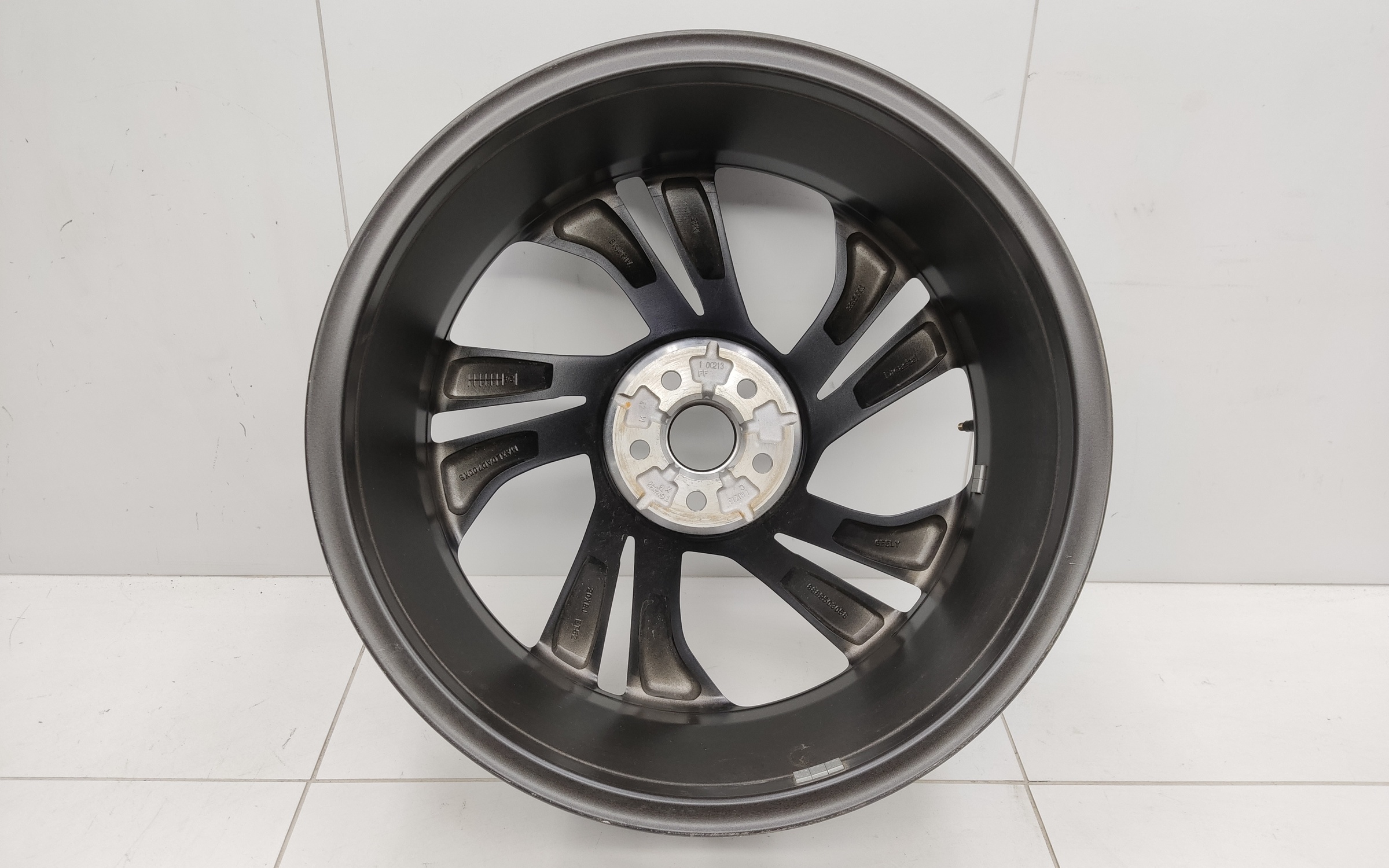 Диск колеса литой Geely Monjaro R20