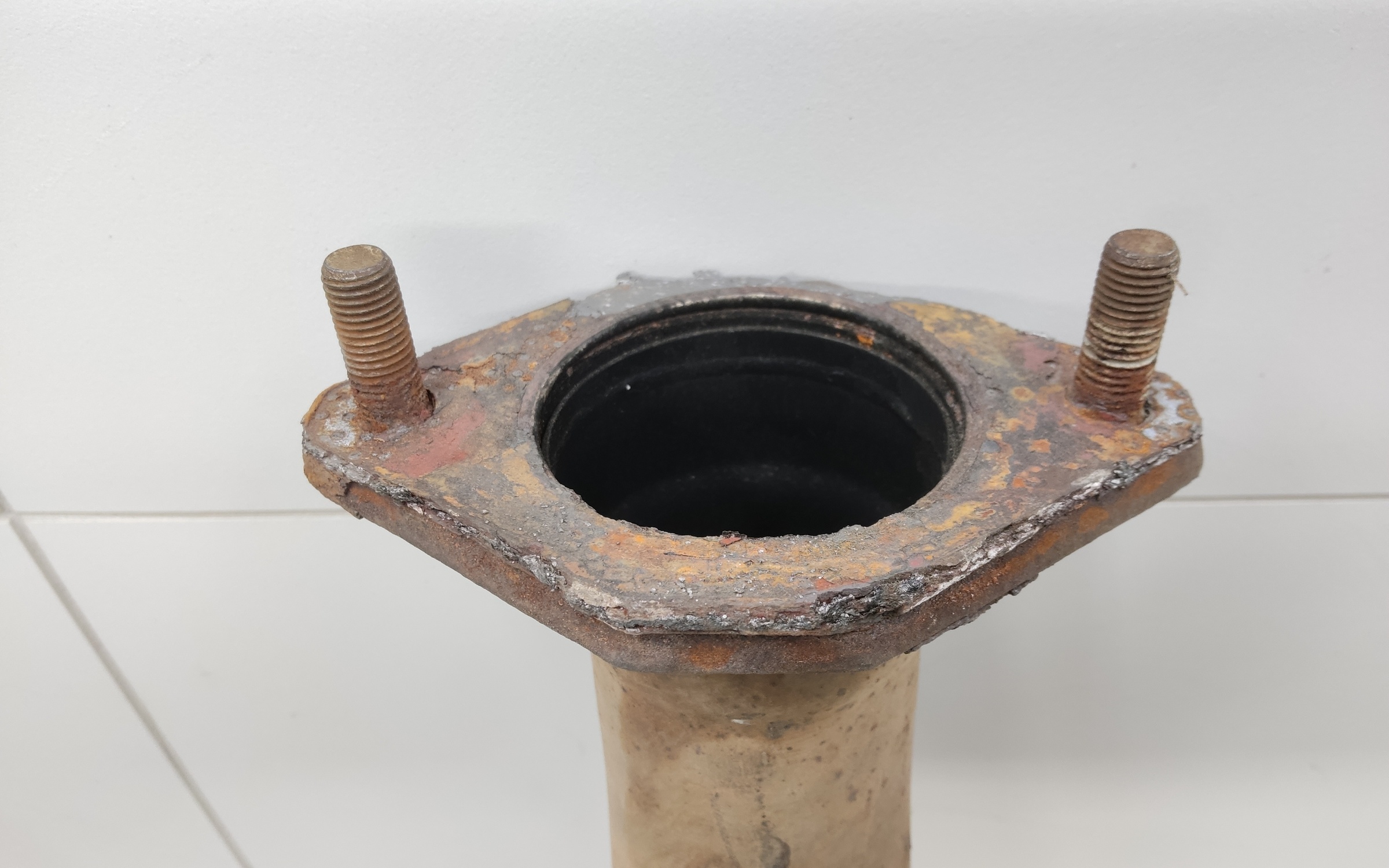 Глушитель задняя часть Geely Atlas Pro