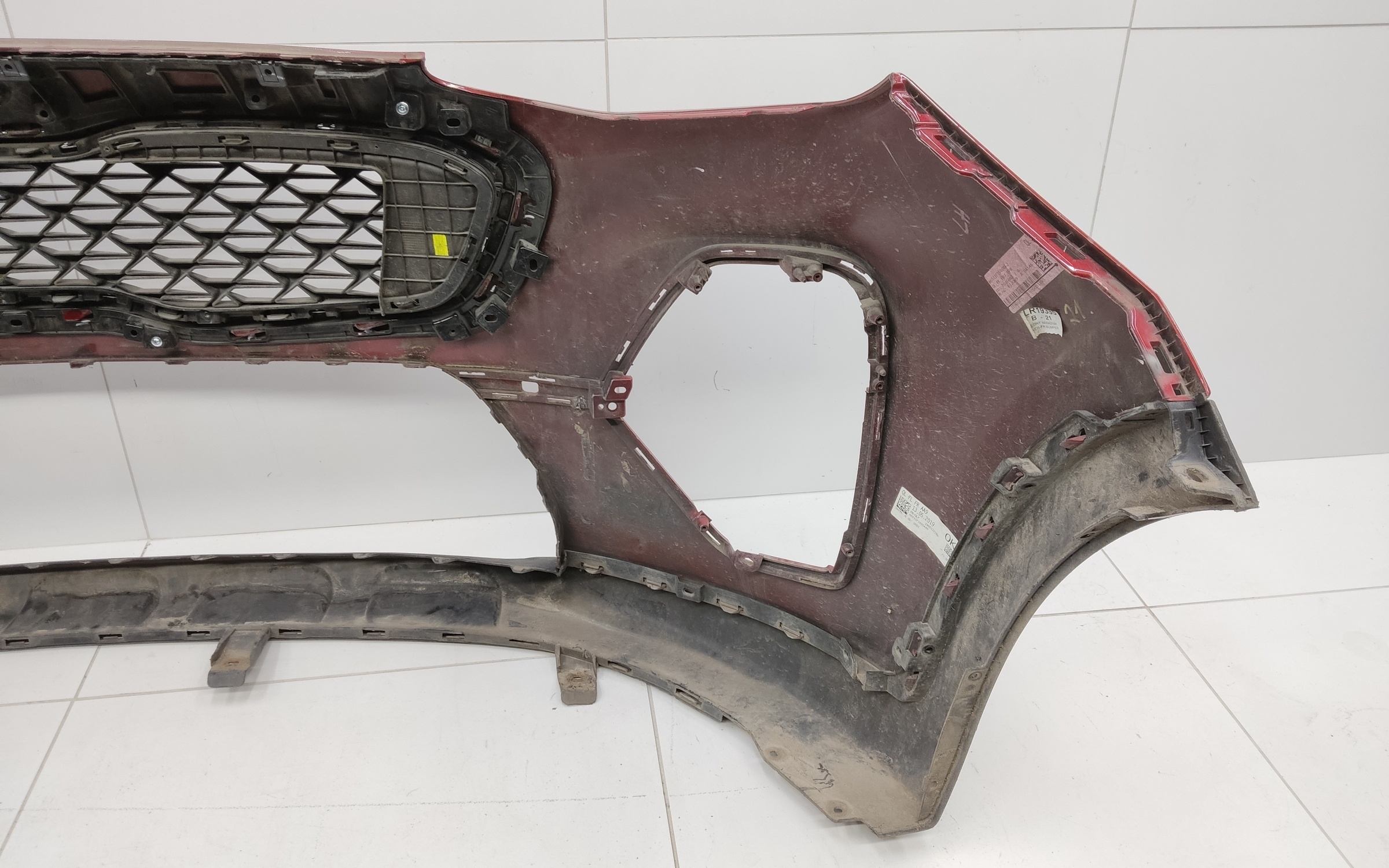 Бампер передний Kia Sportage 4 Restail