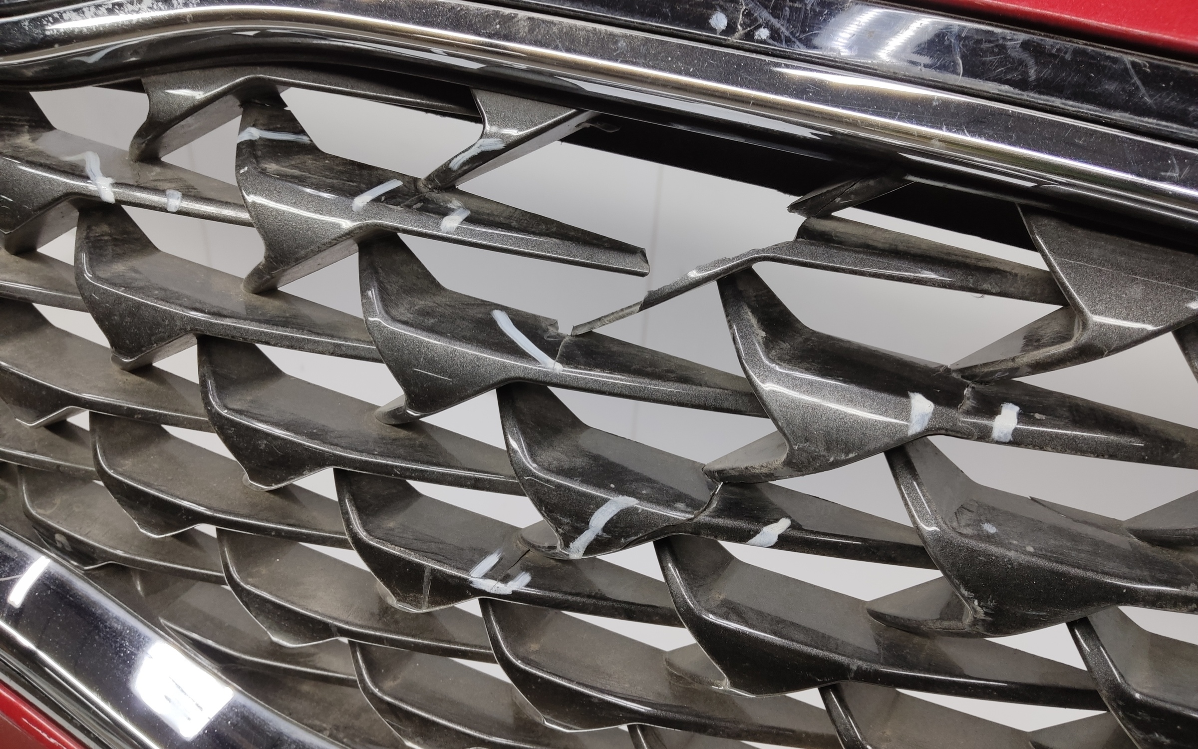 Бампер передний Kia Sportage 4 Restail