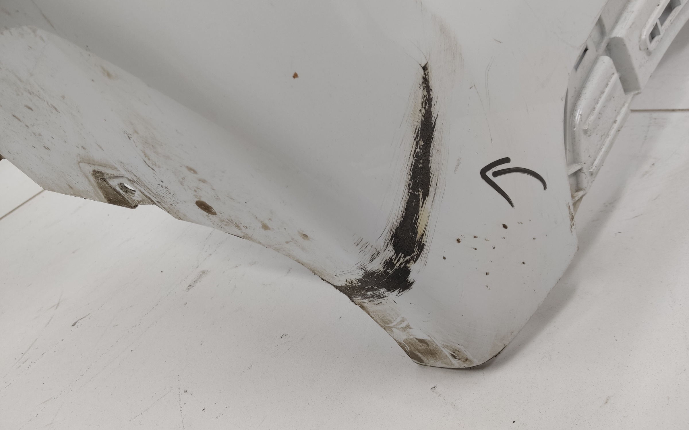 Бампер передний Exeed LX