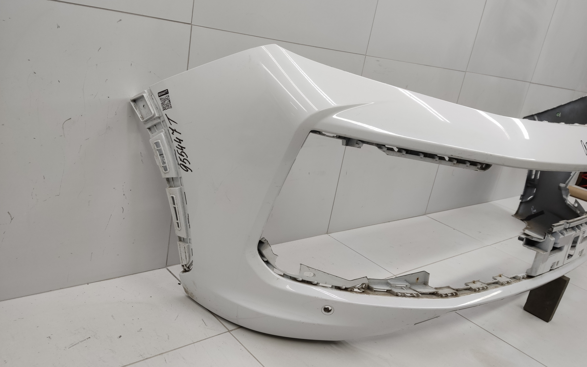 Бампер передний Exeed LX