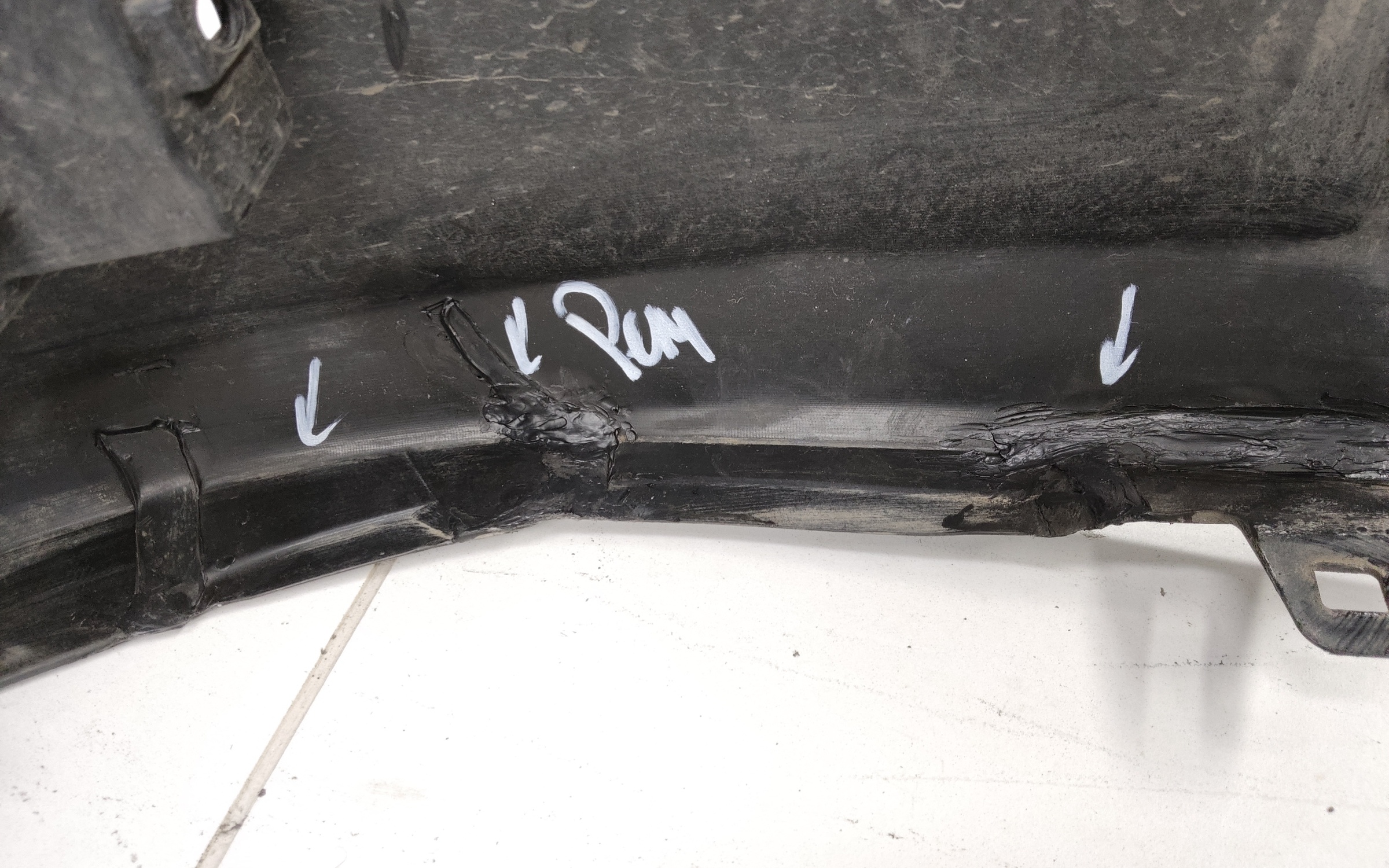 Бампер передний Toyota Camry V70 Restail