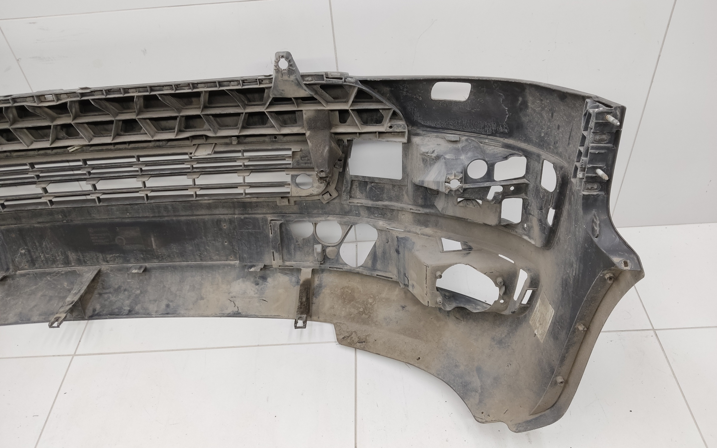 Бампер передний Volkswagen Transporter T5 Restail