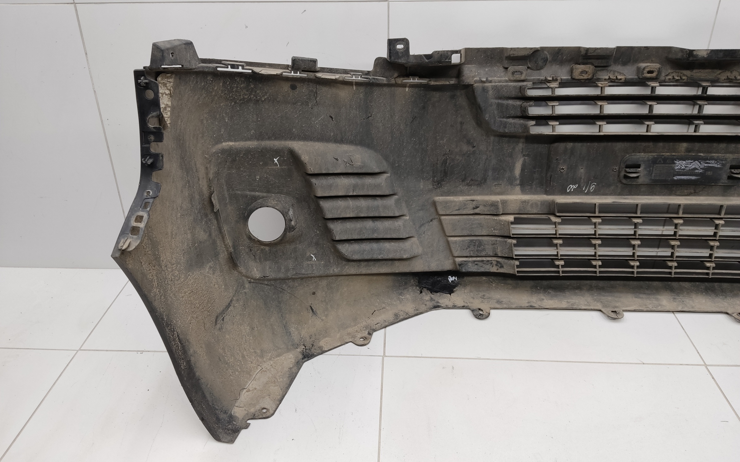 Бампер передний Citroen Jumpy 3