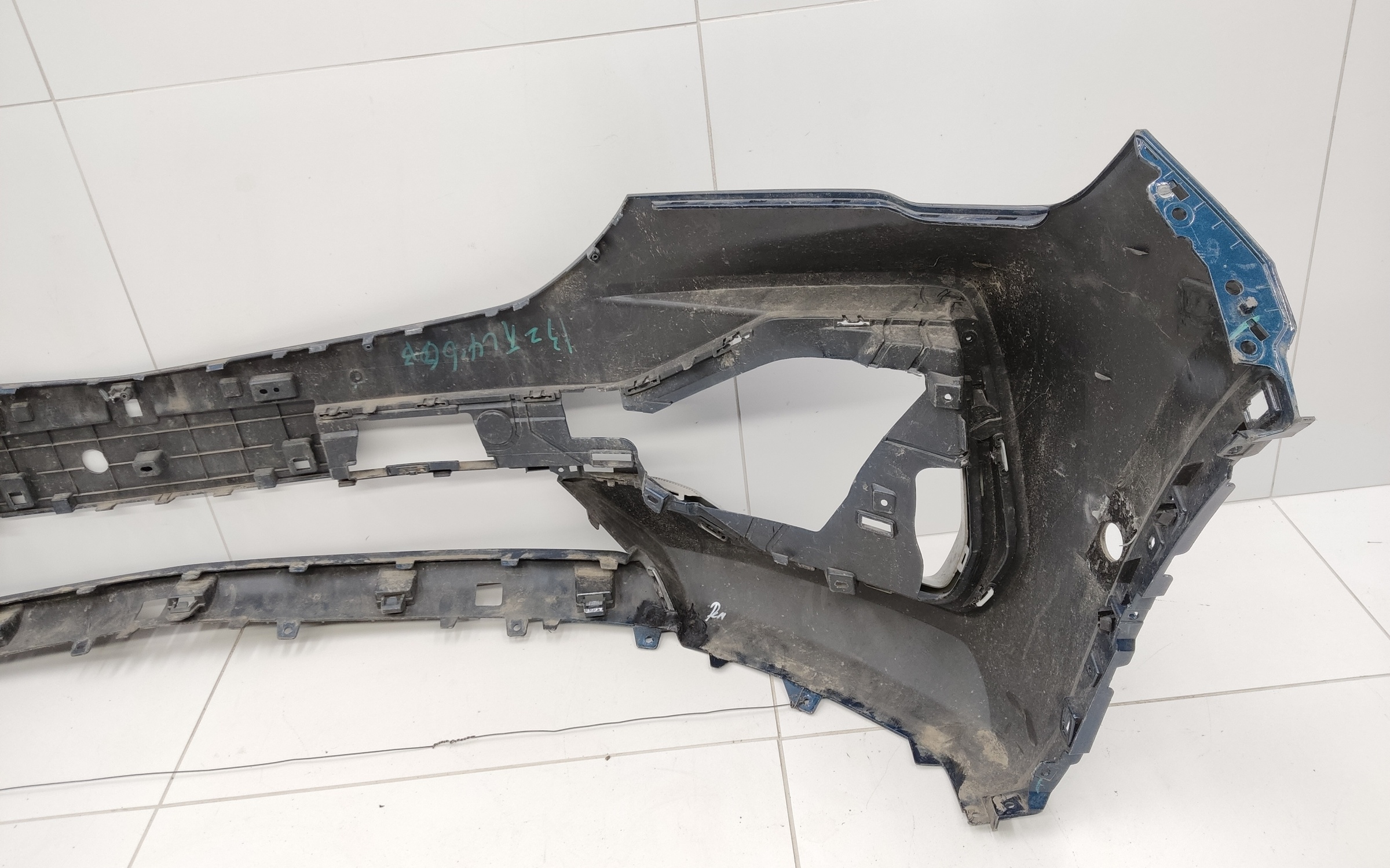 Бампер передний Geely Monjaro