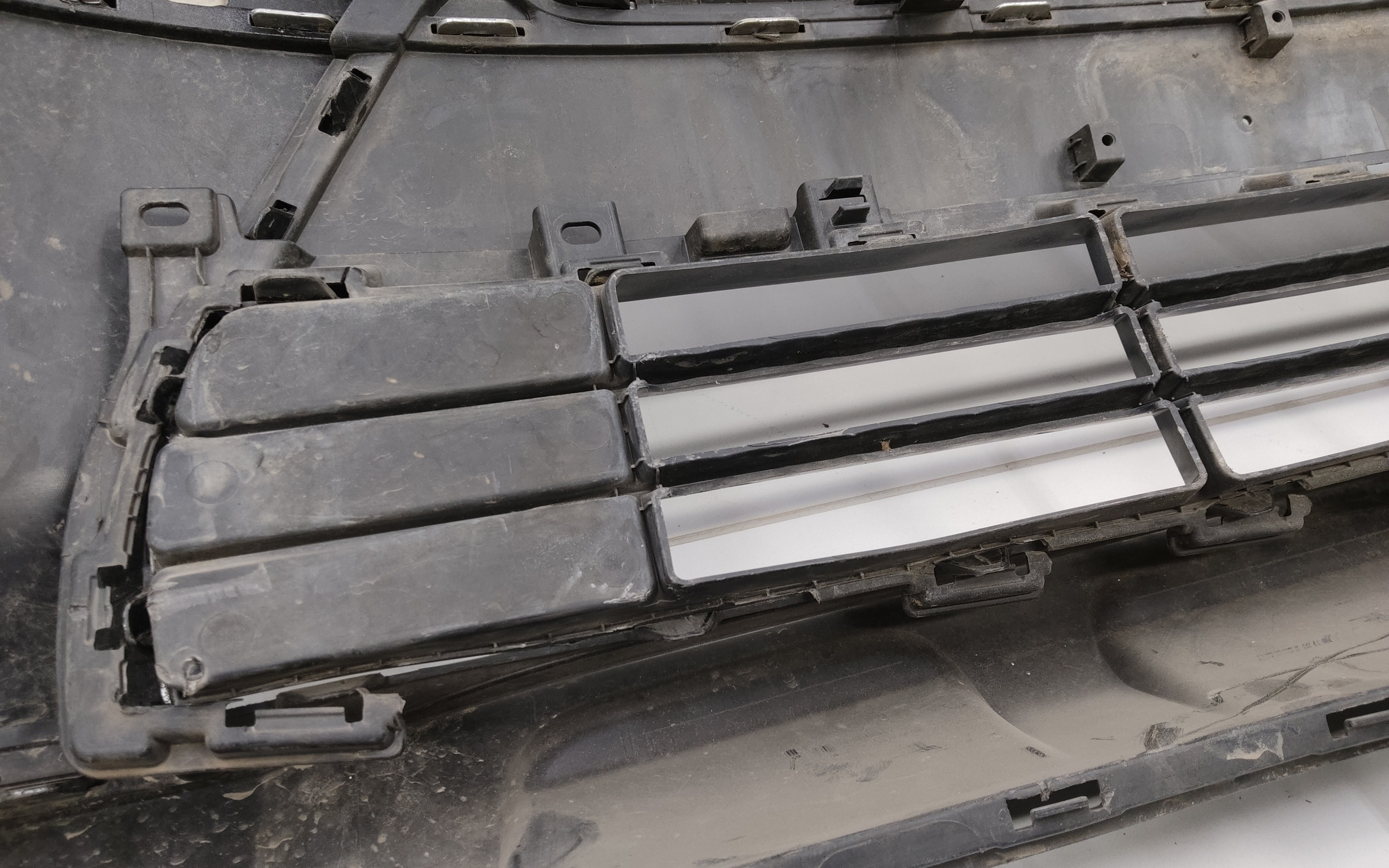 Бампер передний Kia Sportage 4 Restail