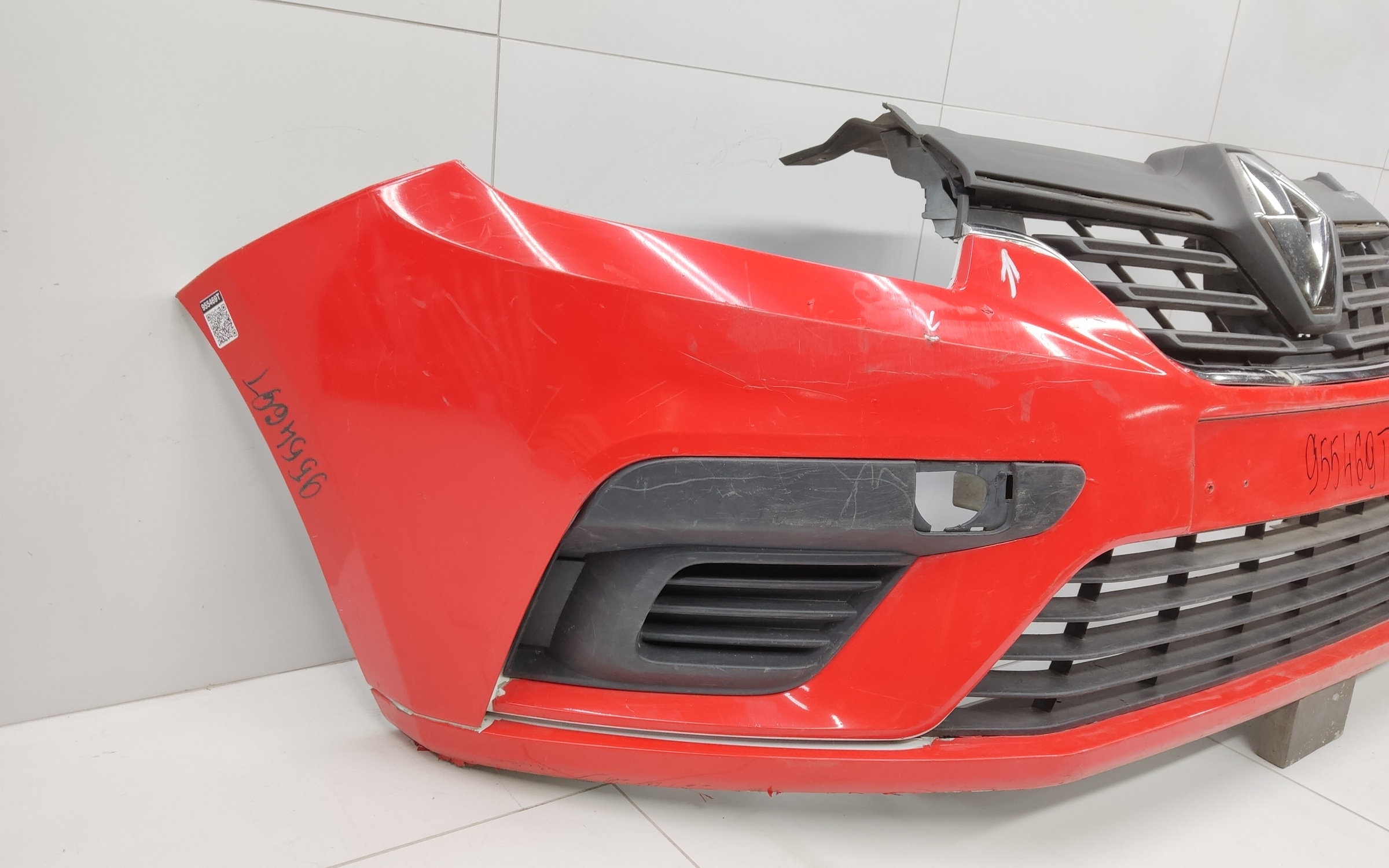 Бампер передний Renault Logan 2 Restail