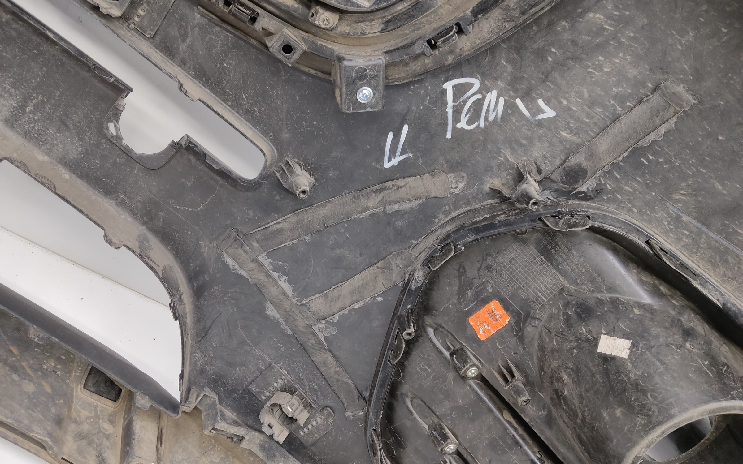 Бампер передний Kia Sportage 4