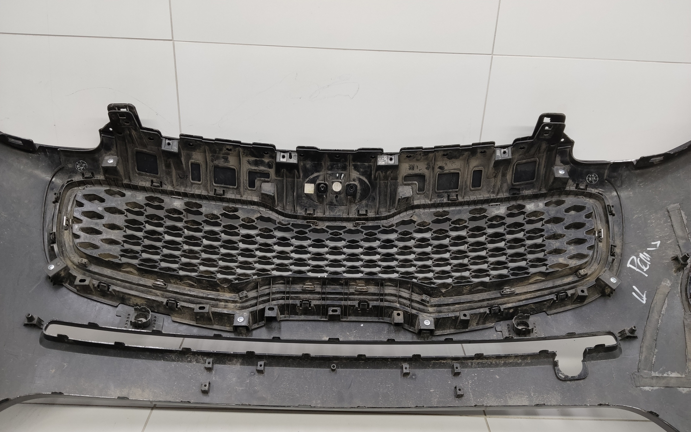 Бампер передний Kia Sportage 4