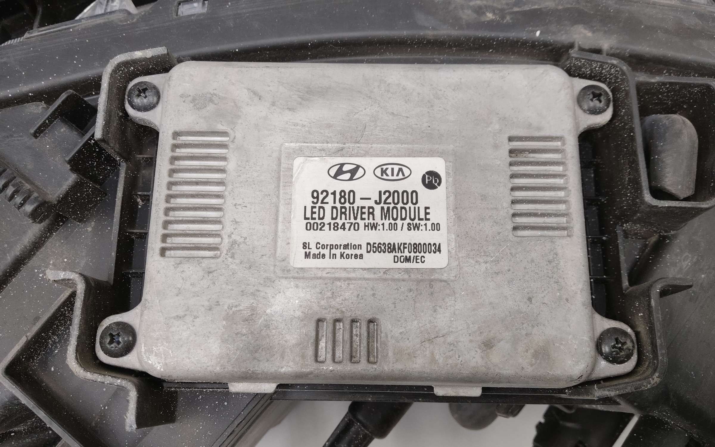 Фара передняя правая Kia Soul 3 LED ДХО