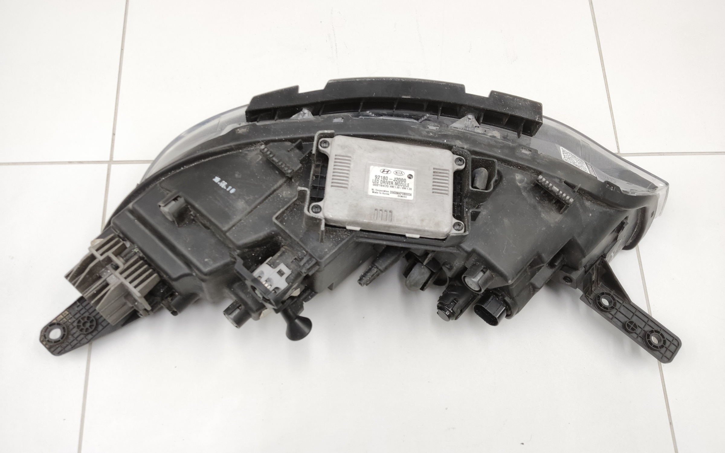 Фара передняя правая Kia Soul 3 LED ДХО