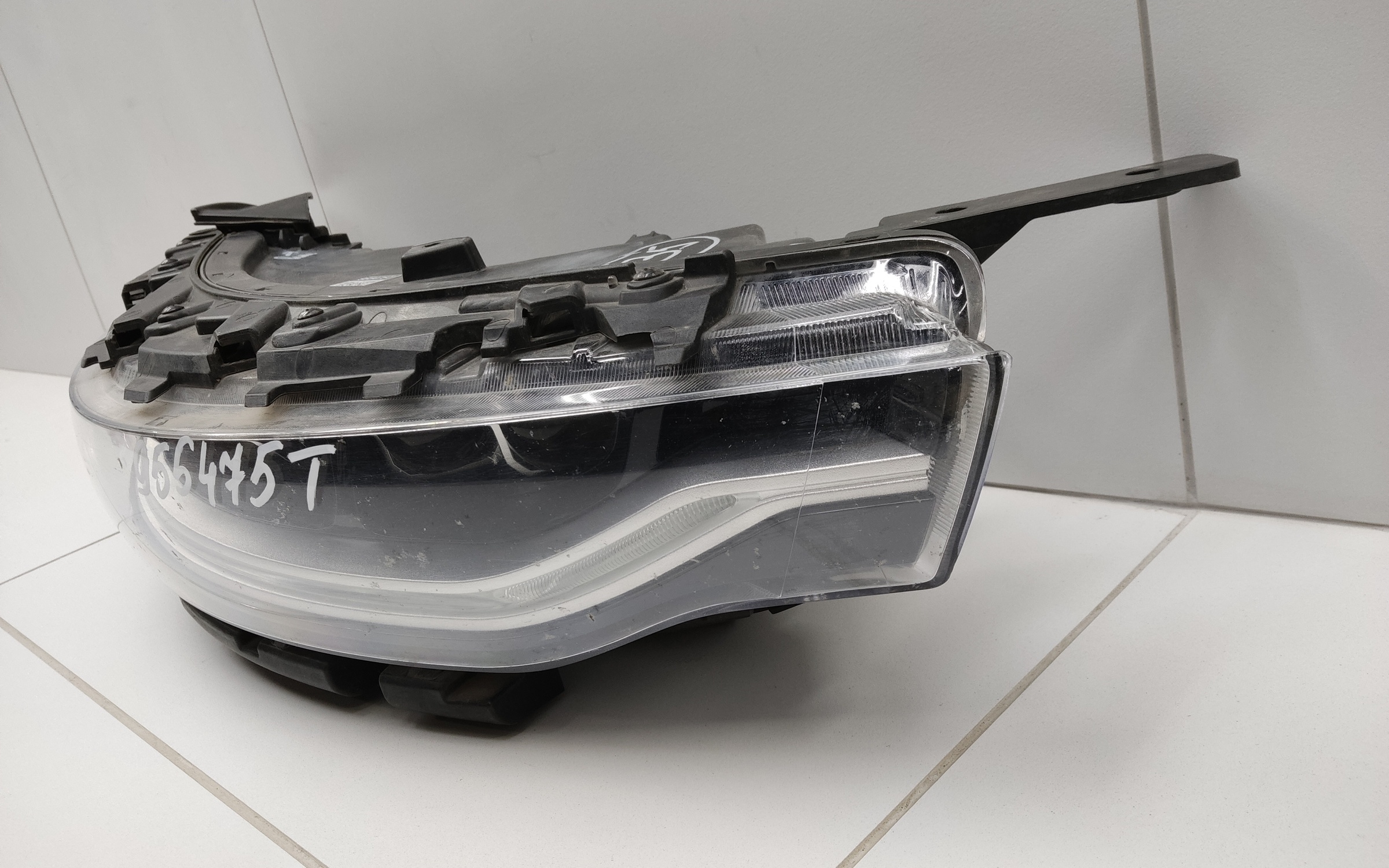 Фара передняя правая Kia Soul 3 LED ДХО