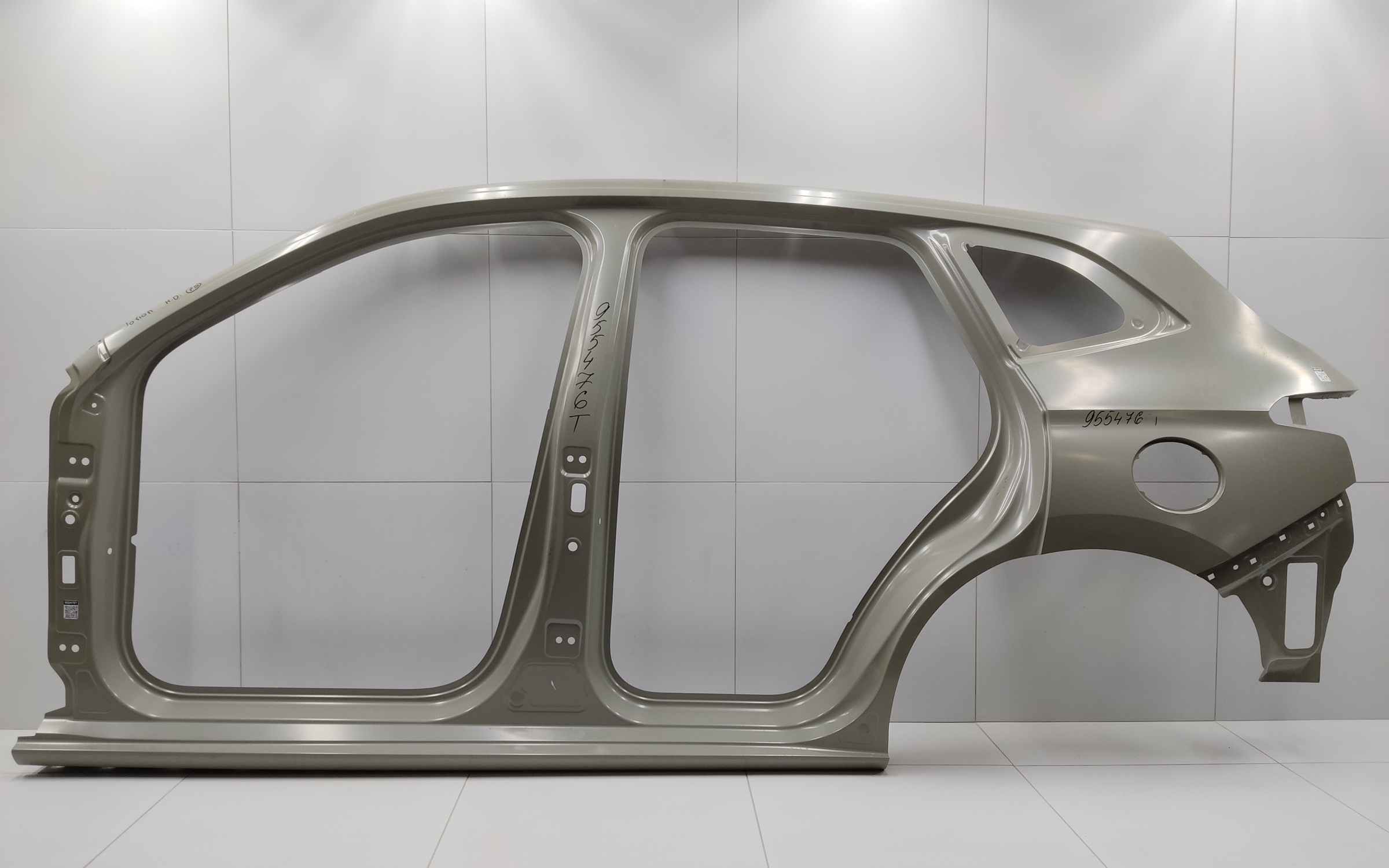 Панель кузова боковая левая Haval Jolion