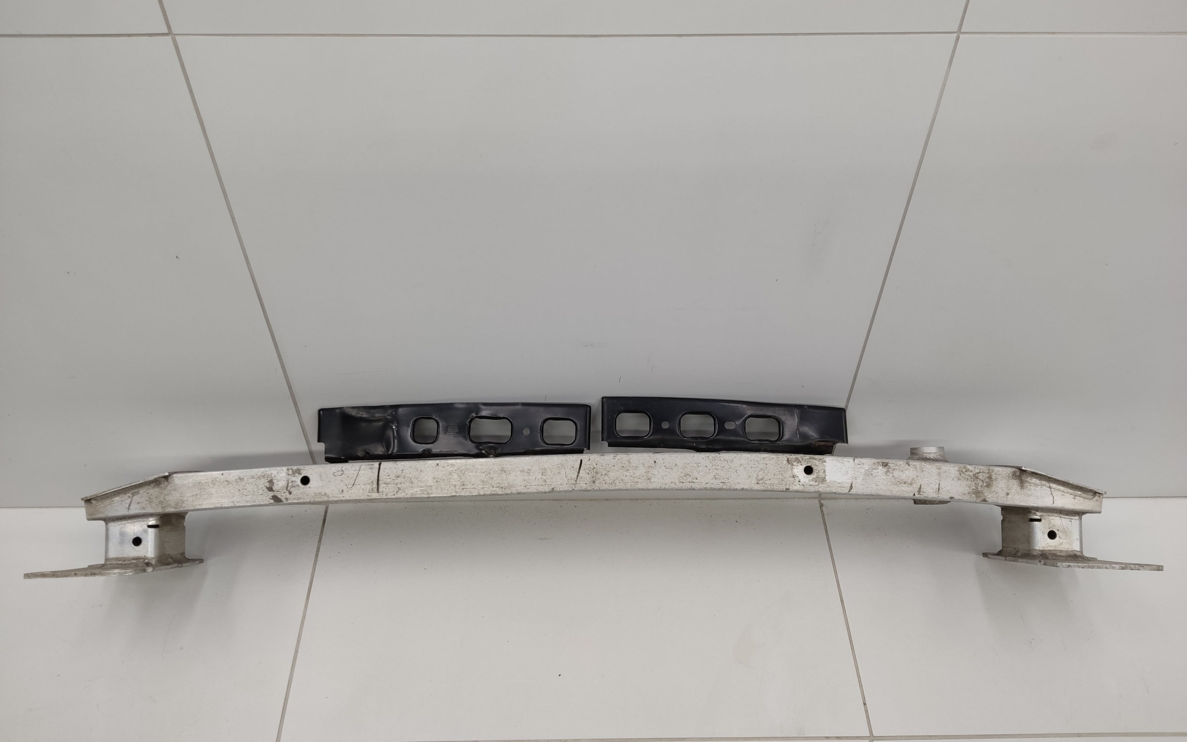 Усилитель переднего бампера Chery Tiggo 4