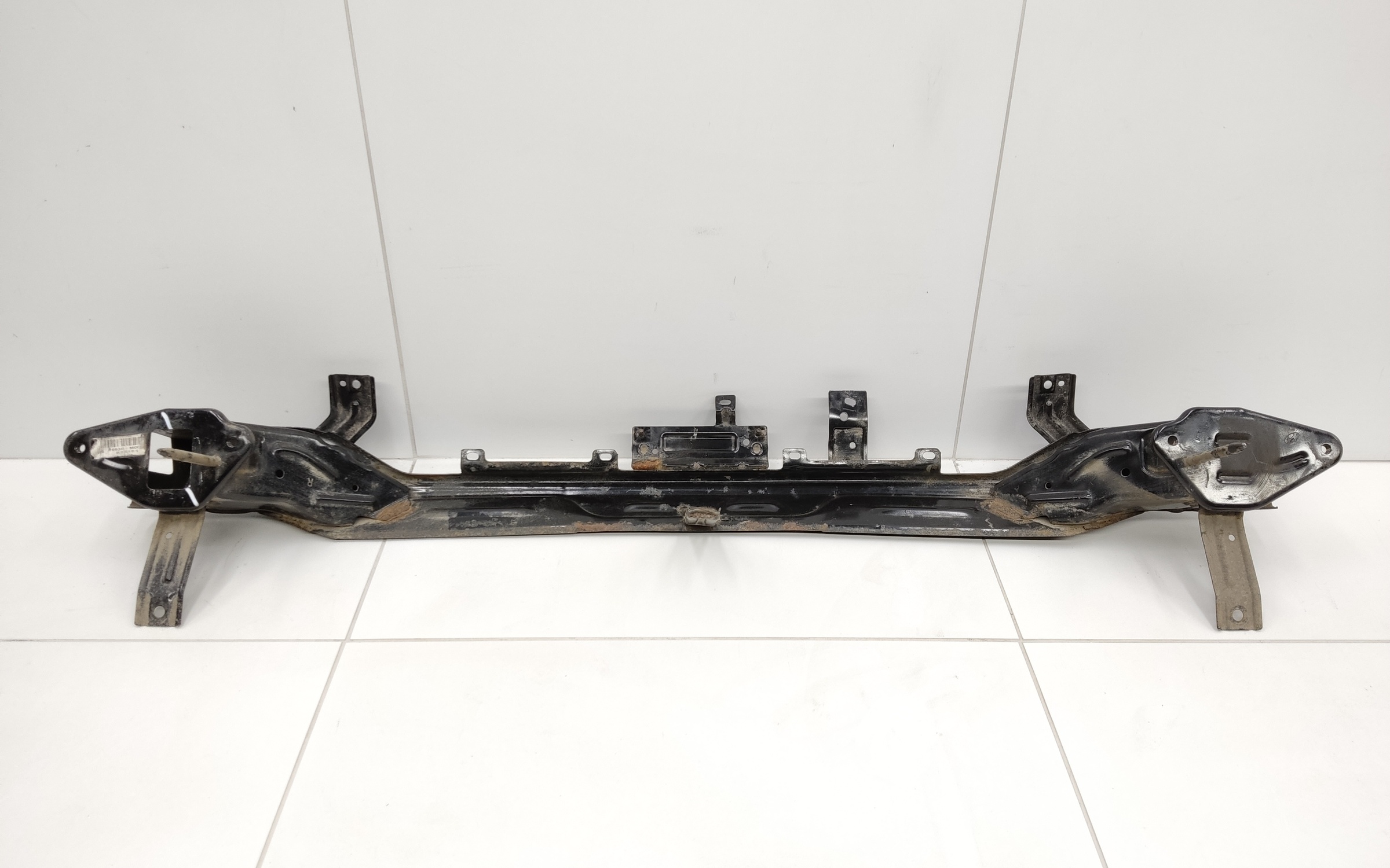 Усилитель заднего бампера Hyundai Creta 1