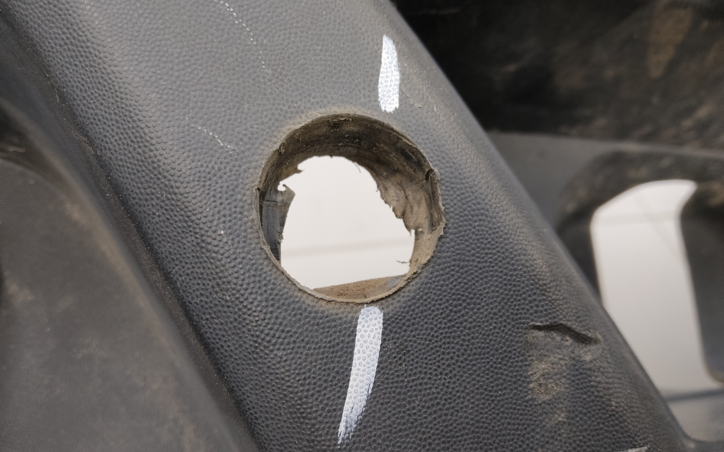 Бампер задний Lada Niva Travel