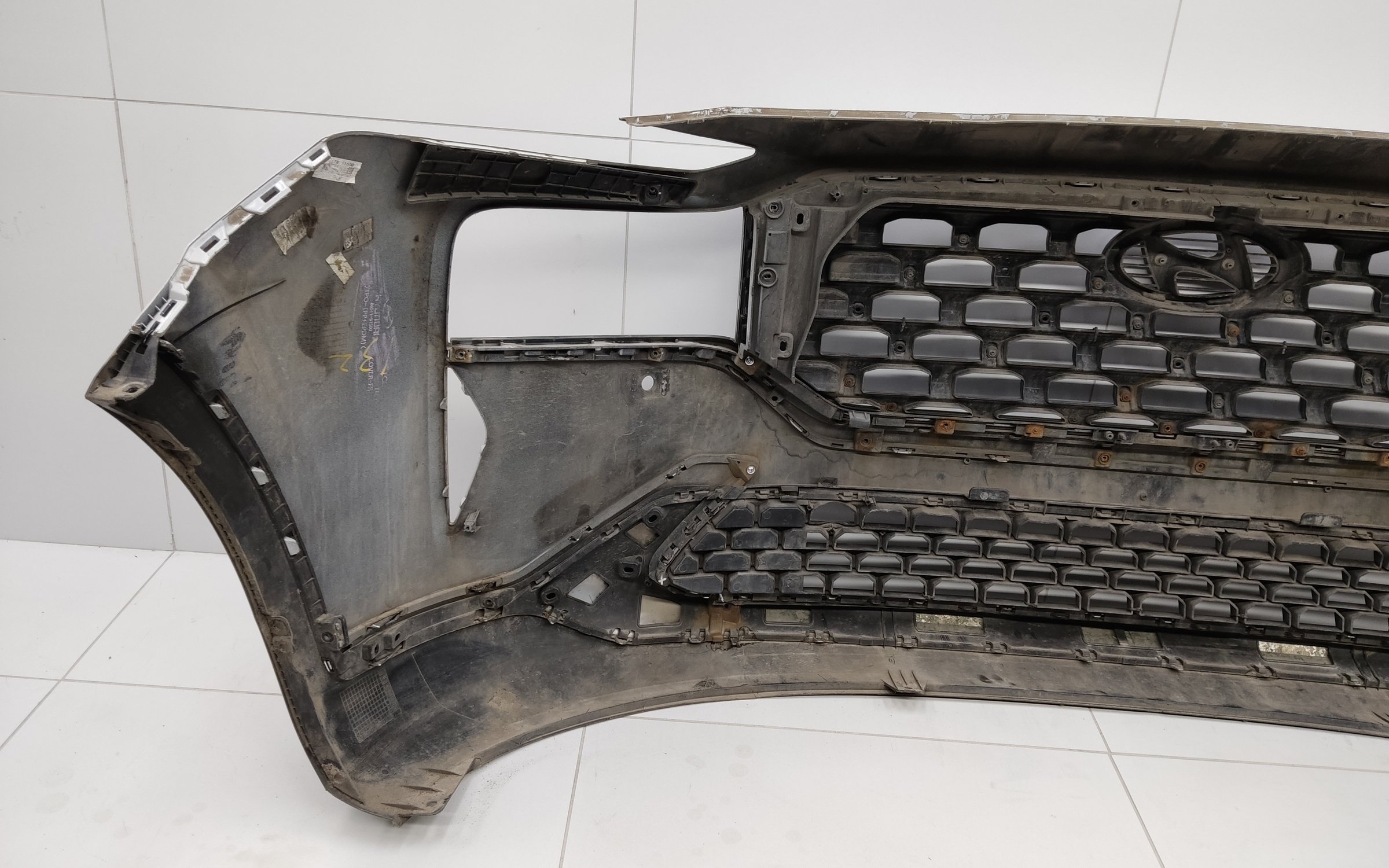 Бампер передний Hyundai Santa Fe 4 Restail