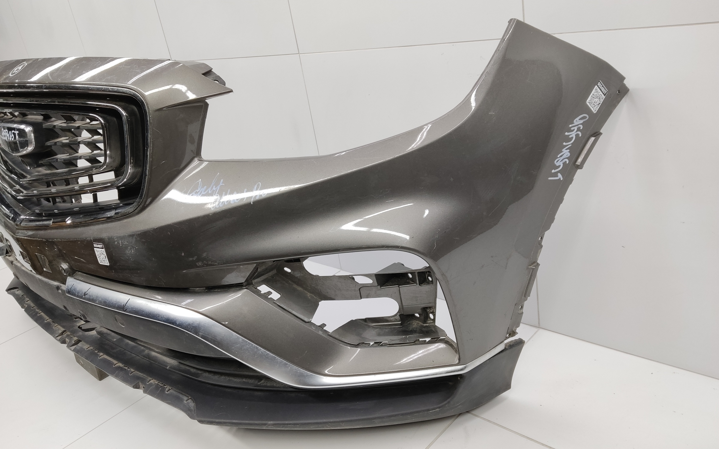 Бампер передний Geely Atlas Pro